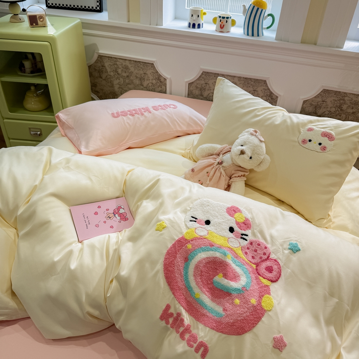 我心家纺 2026新款水洗棉毛巾绣四件套 猫咪瑞士卷-米黄