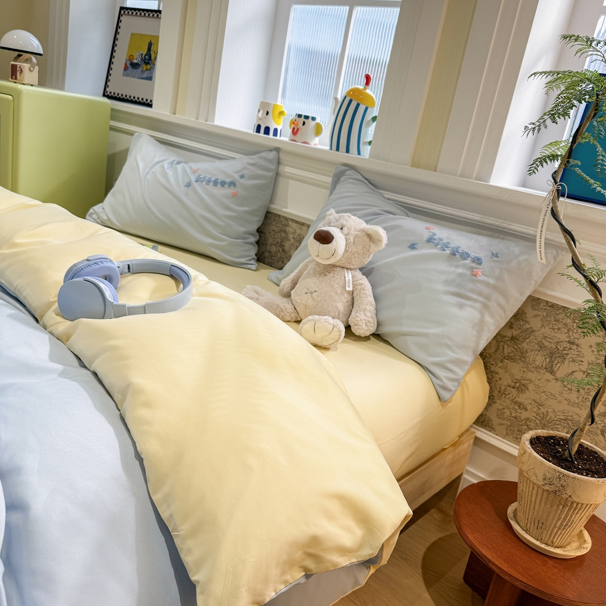 91家纺网 家纺一手货源 找家纺 我心家纺 2026新款水洗棉毛巾绣四件套 美梦小猫-蓝黄