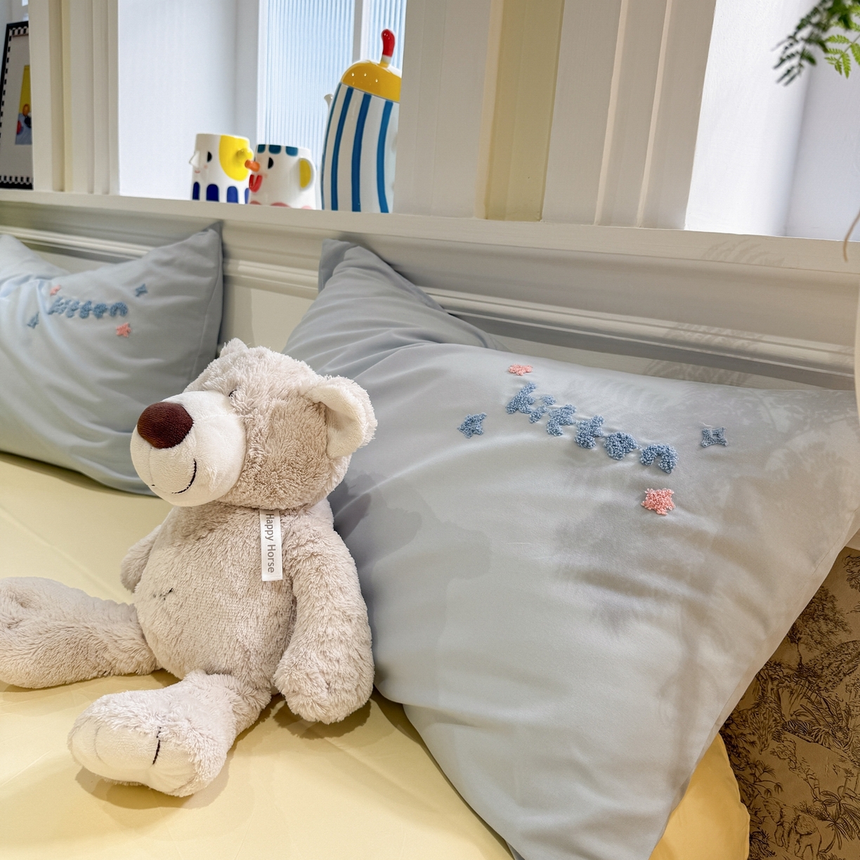 91家纺网 家纺一手货源 找家纺 我心家纺 2026新款水洗棉毛巾绣四件套 美梦小猫-蓝黄