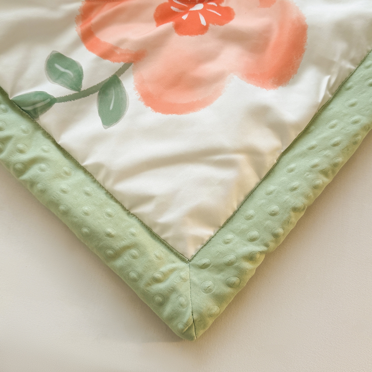 91家纺网 家纺一手货源 找家纺 悦织语 2026新款A类水洗棉双层纱豆豆被大豆夏凉被 花香谷