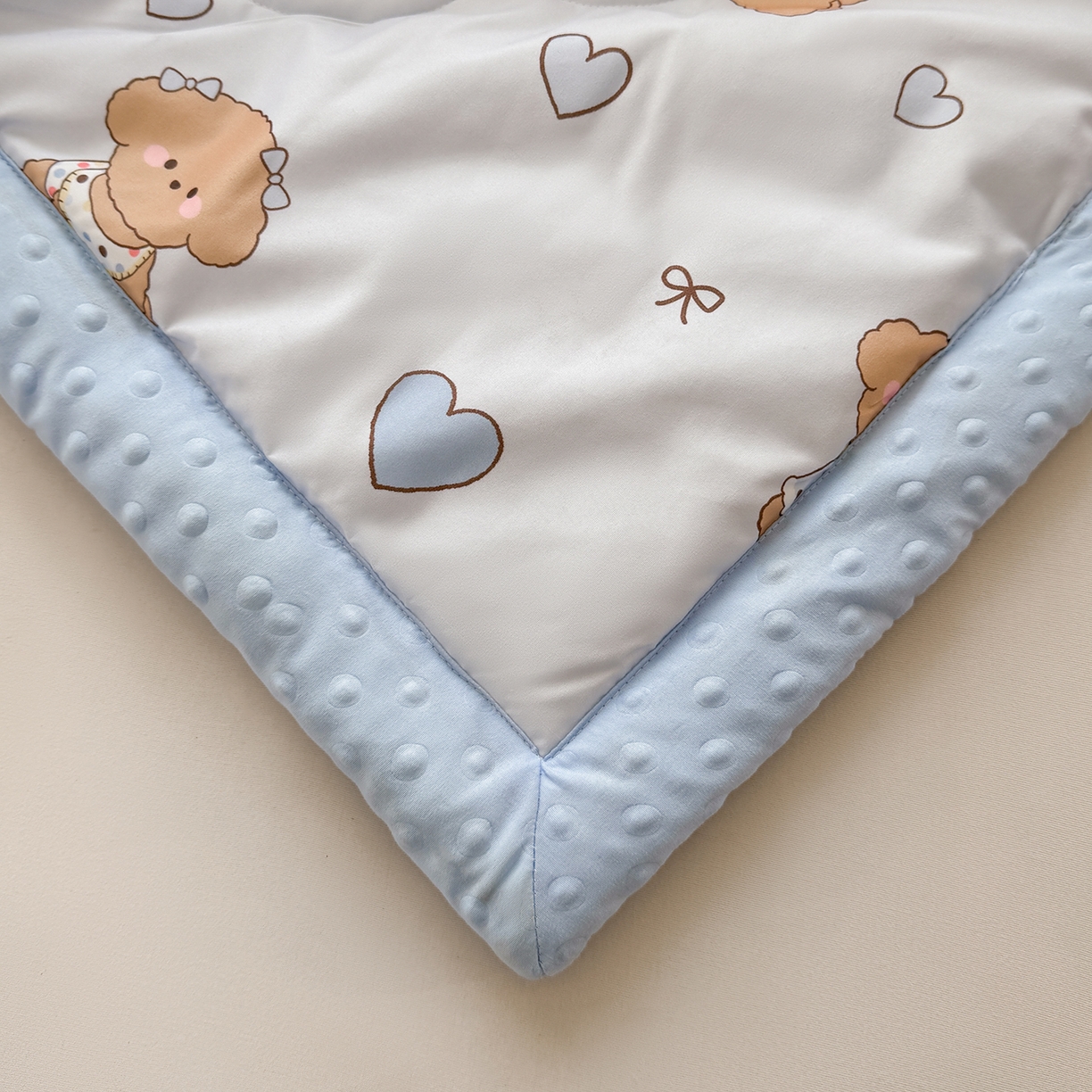 91家纺网 家纺一手货源 找家纺 悦织语 2026新款A类水洗棉双层纱豆豆被大豆夏凉被 开心小狗