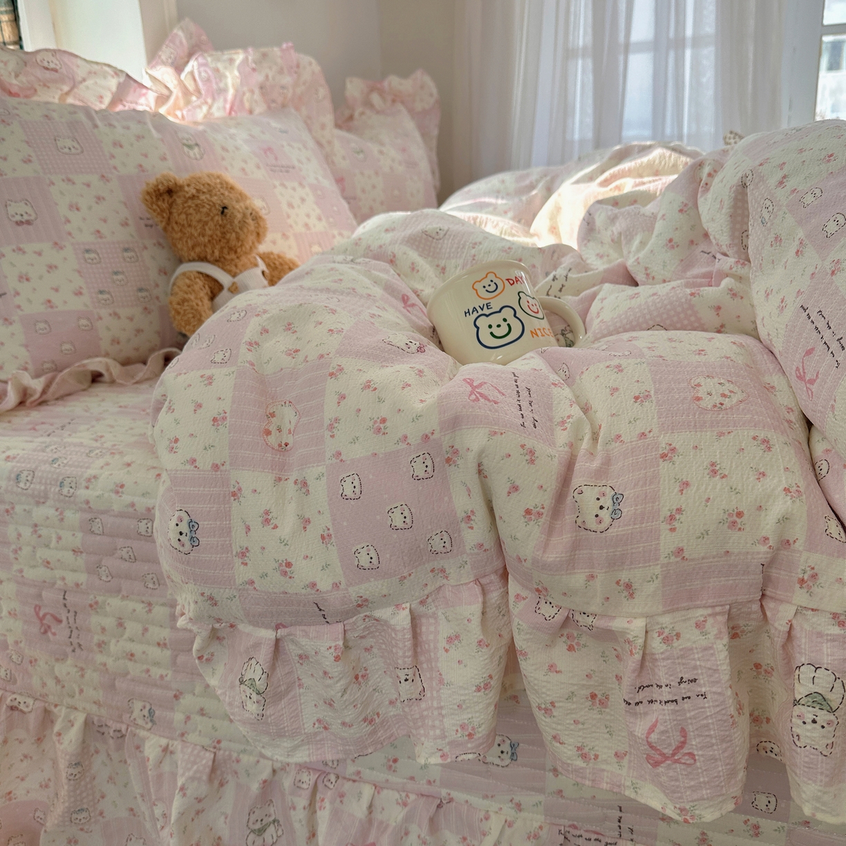 91家纺网 家纺一手货源 找家纺 （总）摩妮卡 2026春夏新款韩版花边水洗棉泡泡纱床盖四件套