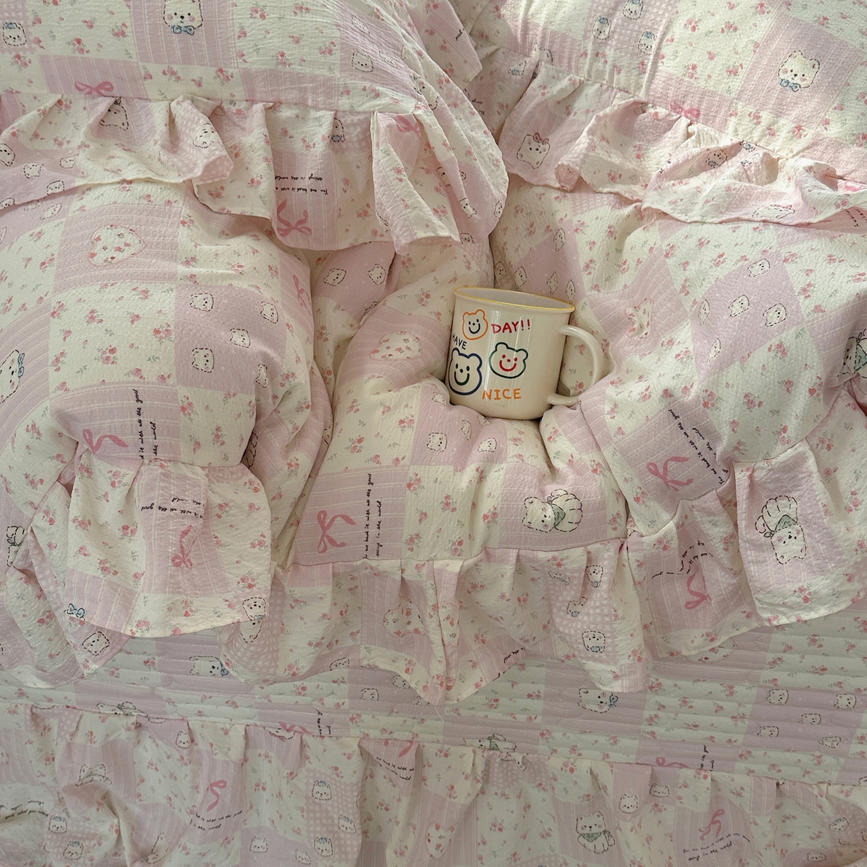 91家纺网 家纺一手货源 找家纺 （总）摩妮卡 2026春夏新款韩版花边水洗棉泡泡纱床盖四件套