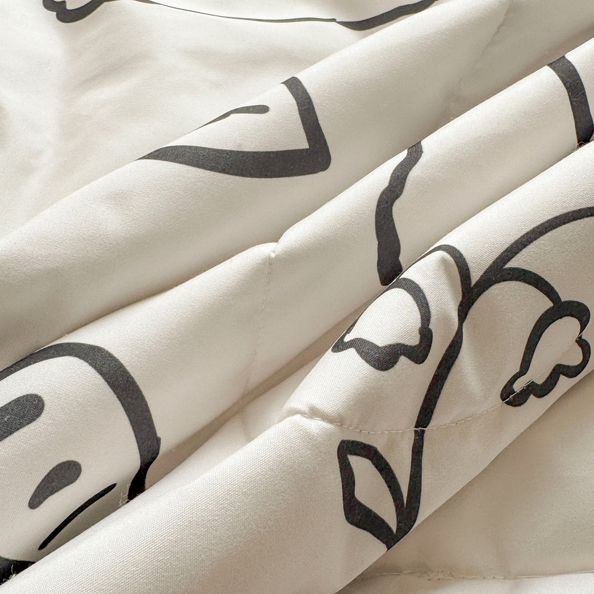 91家纺网 家纺一手货源 找家纺 悦织语 2026新款A类水洗棉双层纱豆豆被大豆夏凉被 线条兔