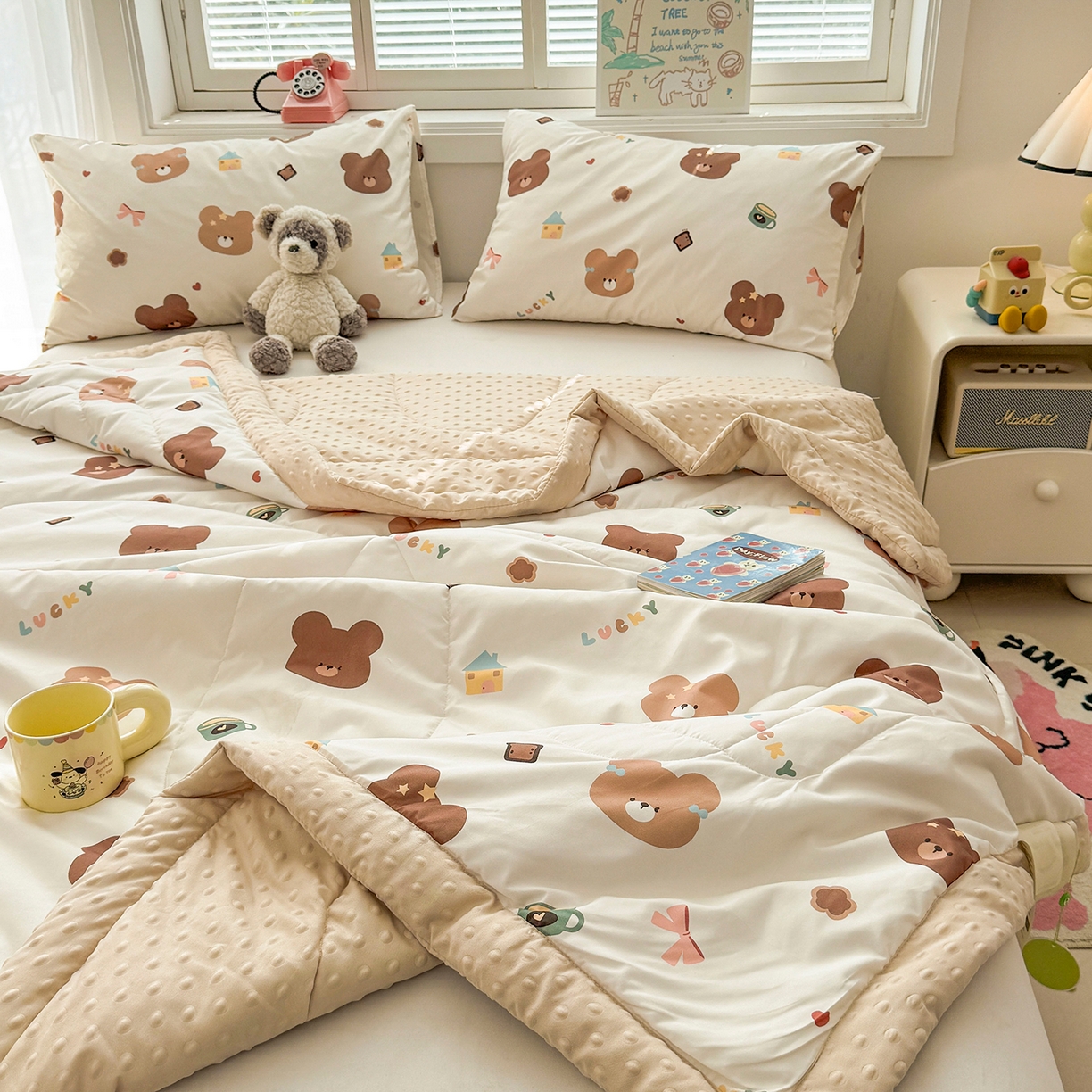 91家纺网 家纺一手货源 找家纺 悦织语 2026新款A类水洗棉双层纱豆豆被大豆夏凉被 元气小熊