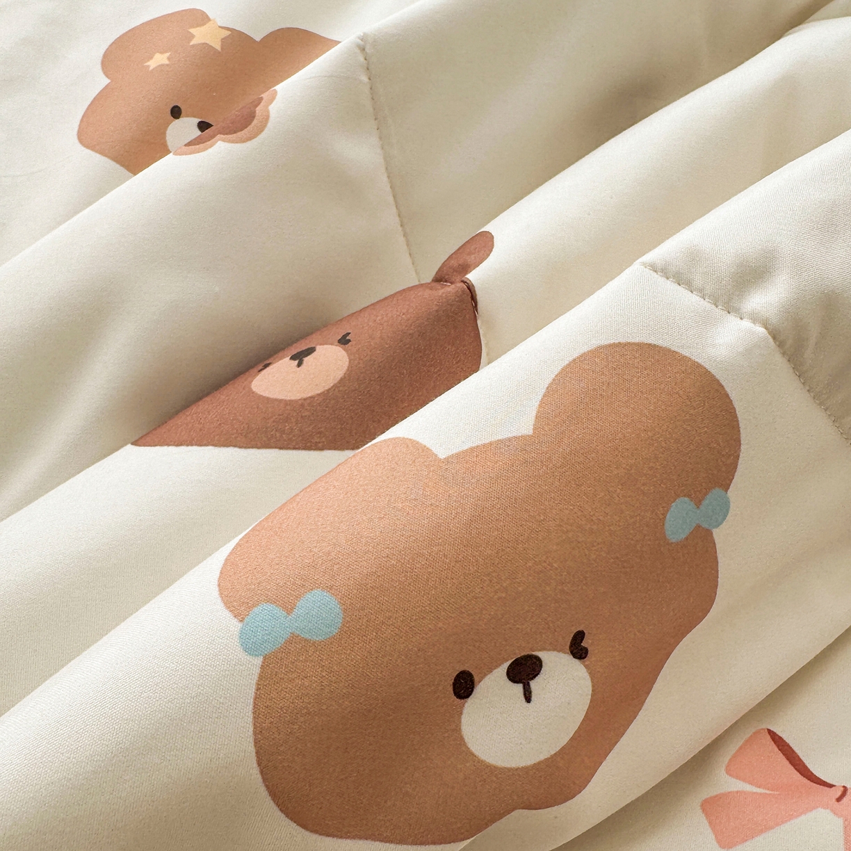 91家纺网 家纺一手货源 找家纺 悦织语 2026新款A类水洗棉双层纱豆豆被大豆夏凉被 元气小熊