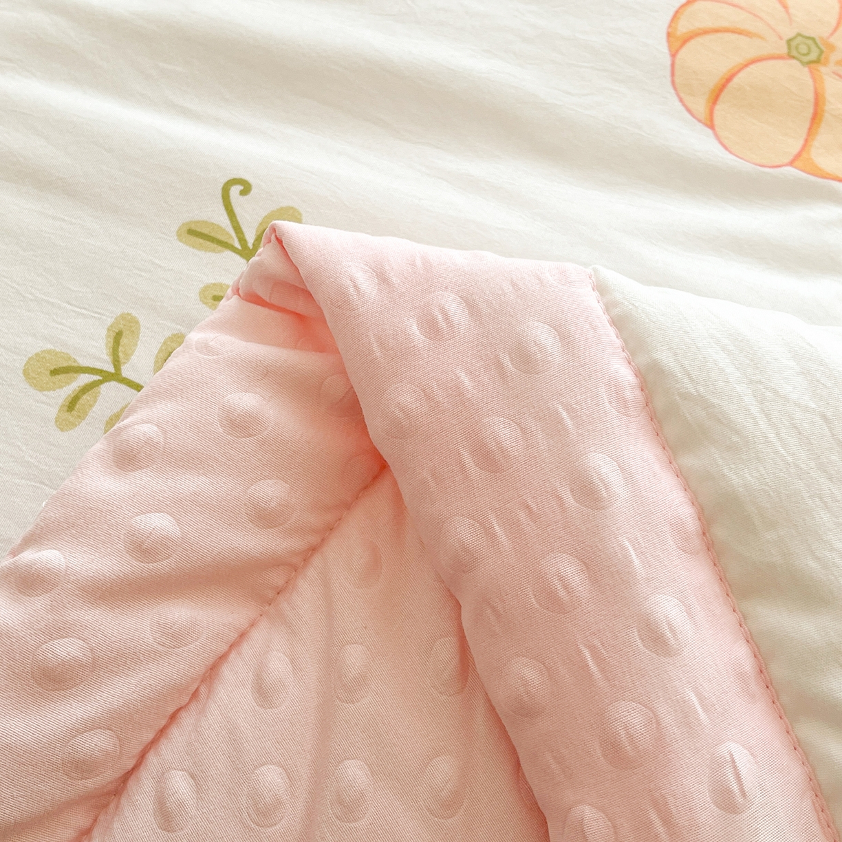 91家纺网 家纺一手货源 找家纺 悦织语 2026新款A类水洗棉双层纱豆豆被大豆夏凉被 彩色南瓜