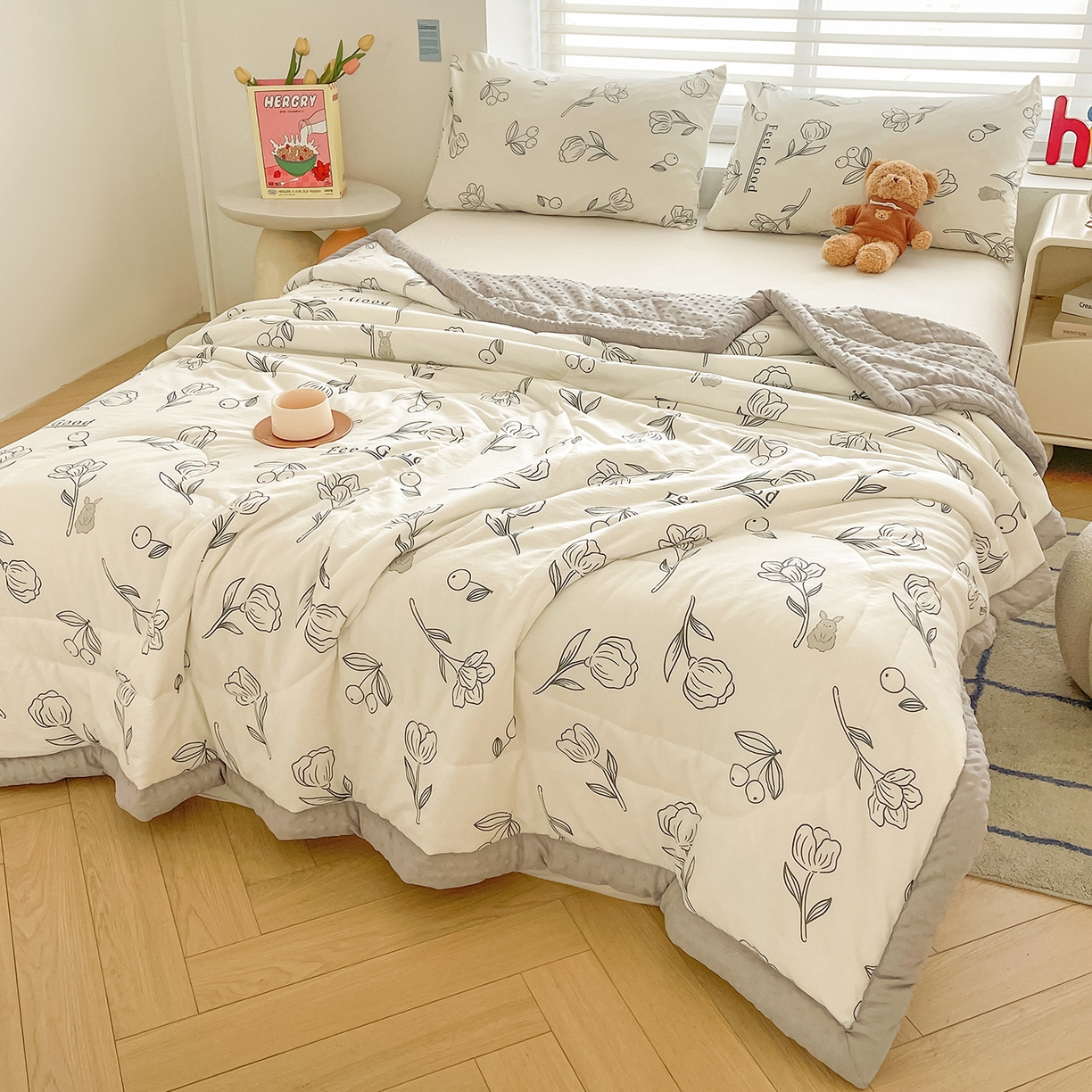 91家纺网 家纺一手货源 找家纺 悦织语 2026新款A类水洗棉双层纱豆豆被大豆夏凉被 春意