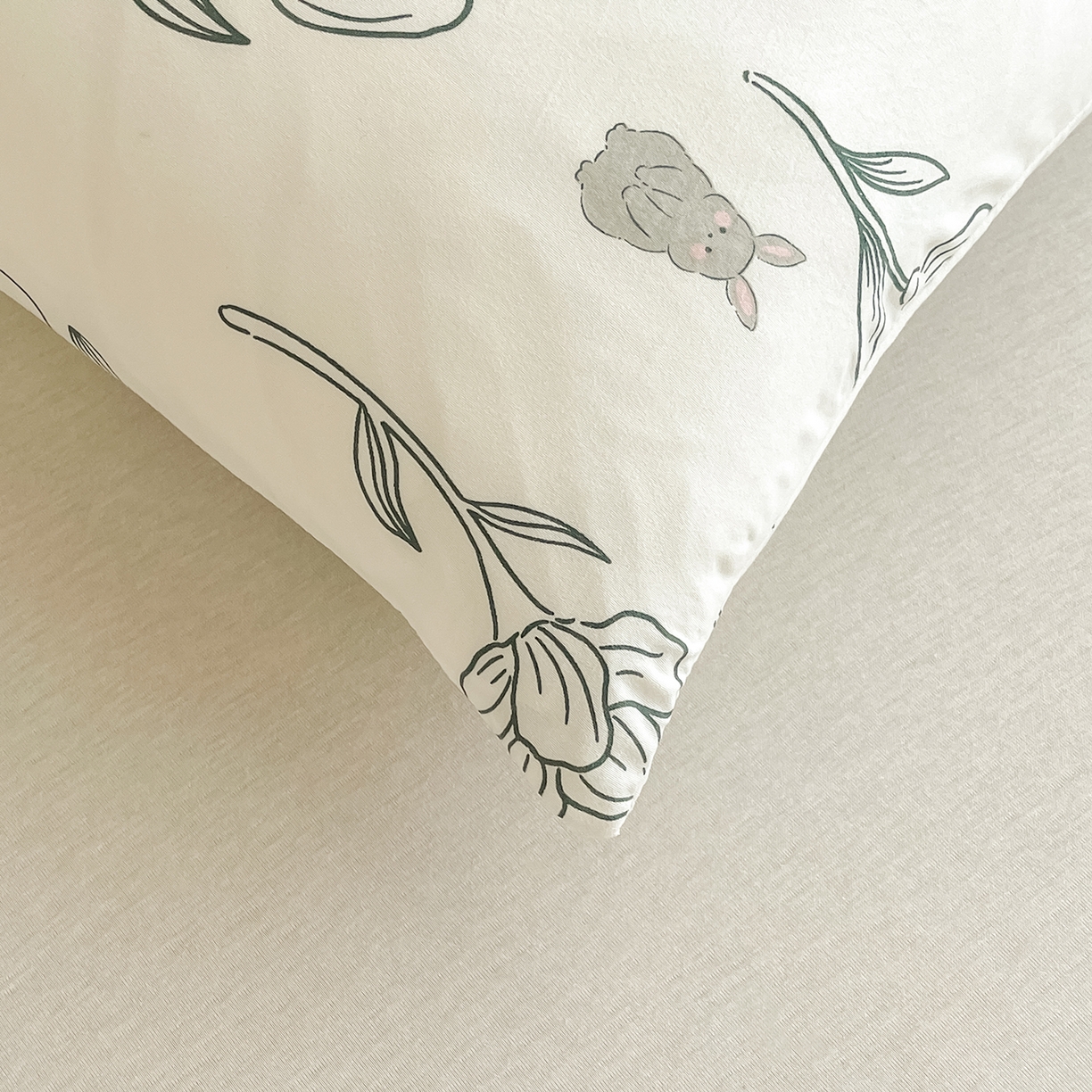 91家纺网 家纺一手货源 找家纺 悦织语 2026新款A类水洗棉双层纱豆豆被大豆夏凉被 春意