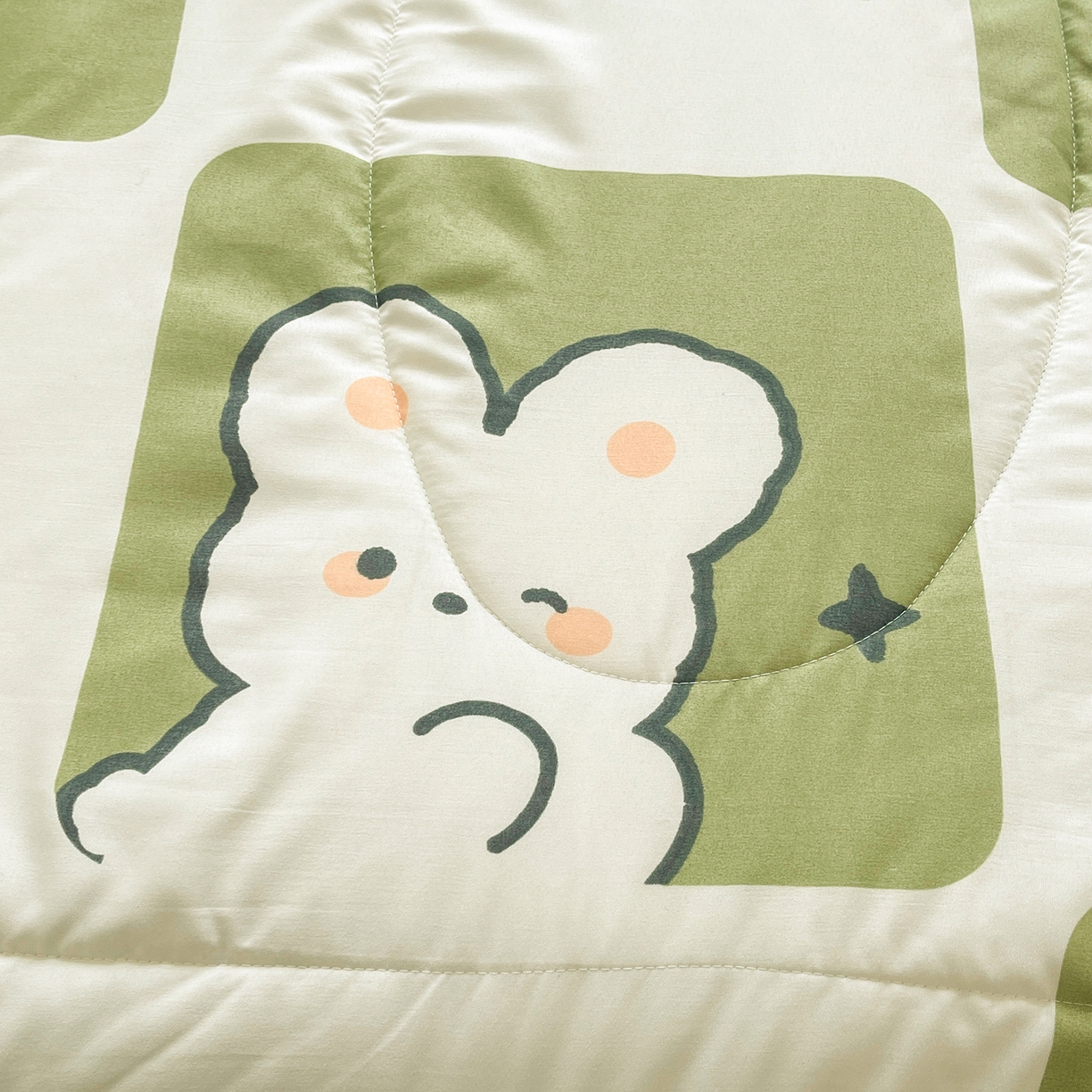 91家纺网 家纺一手货源 找家纺 悦织语 2026新款A类水洗棉双层纱豆豆被大豆夏凉被 格子兔