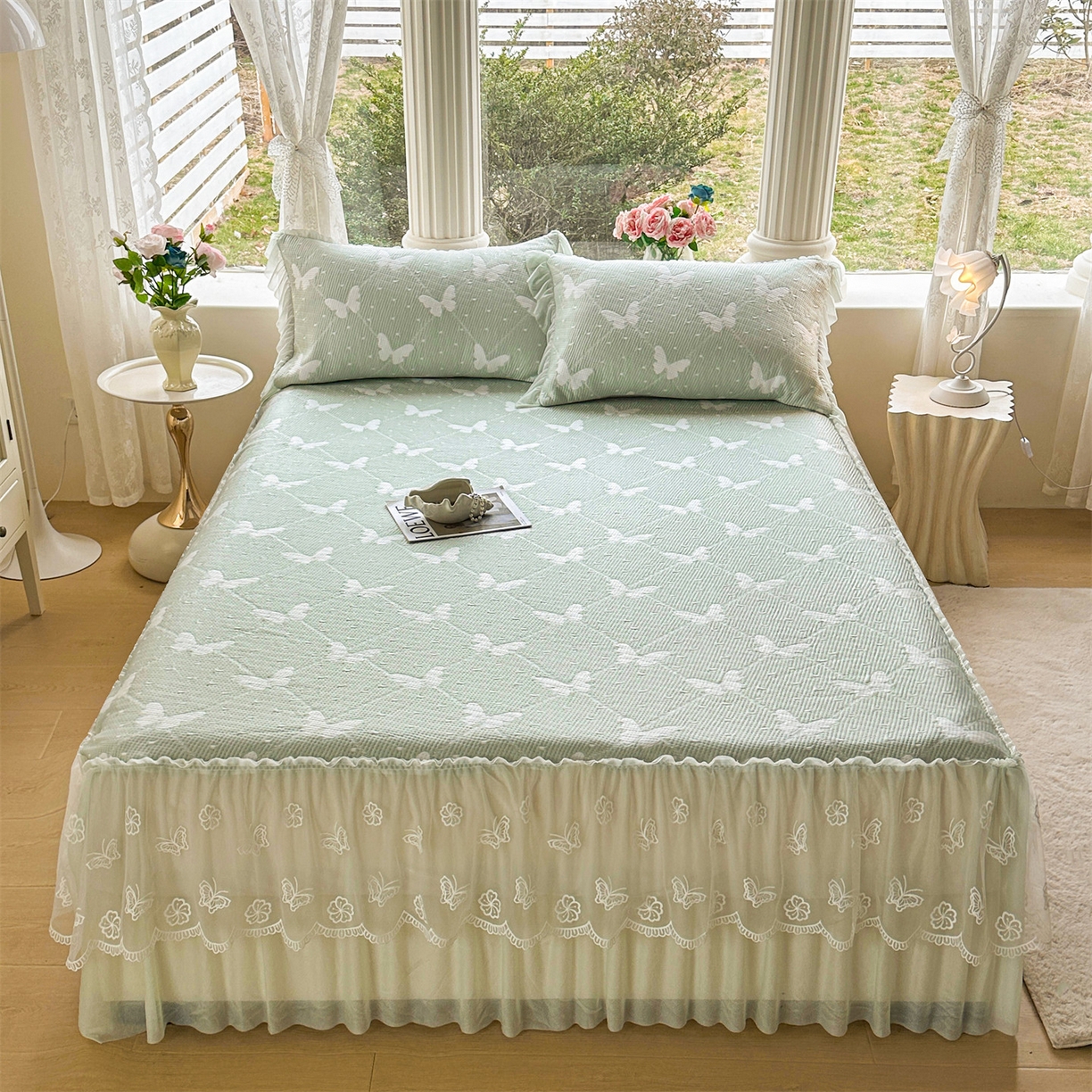 91家纺网 家纺一手货源 找家纺 恒爱家纺 2026新款A类凉感冰豆豆床裙席三件套 蝶舞-绿