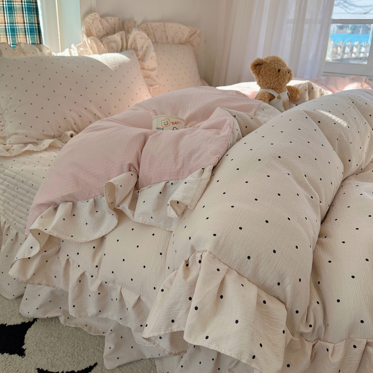 91家纺网 家纺一手货源 找家纺 （总）摩妮卡 2026春夏新款韩版花边水洗棉泡泡纱床盖四件套