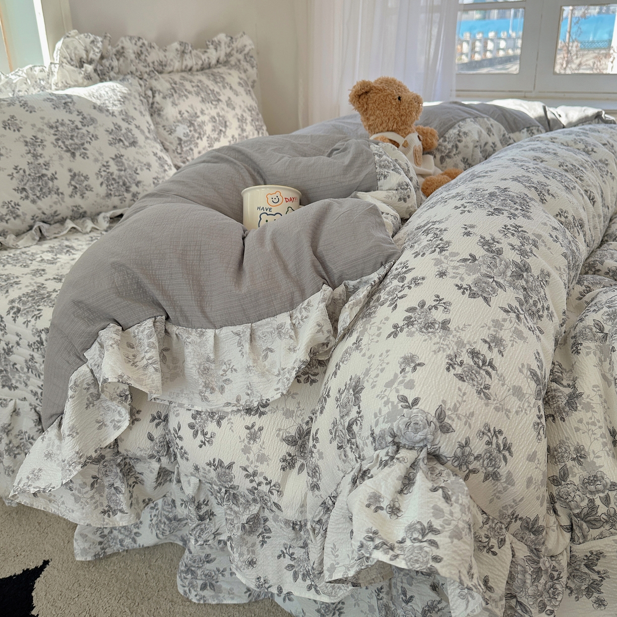 91家纺网 家纺一手货源 找家纺 （总）摩妮卡 2026春夏新款韩版花边水洗棉泡泡纱床盖四件套