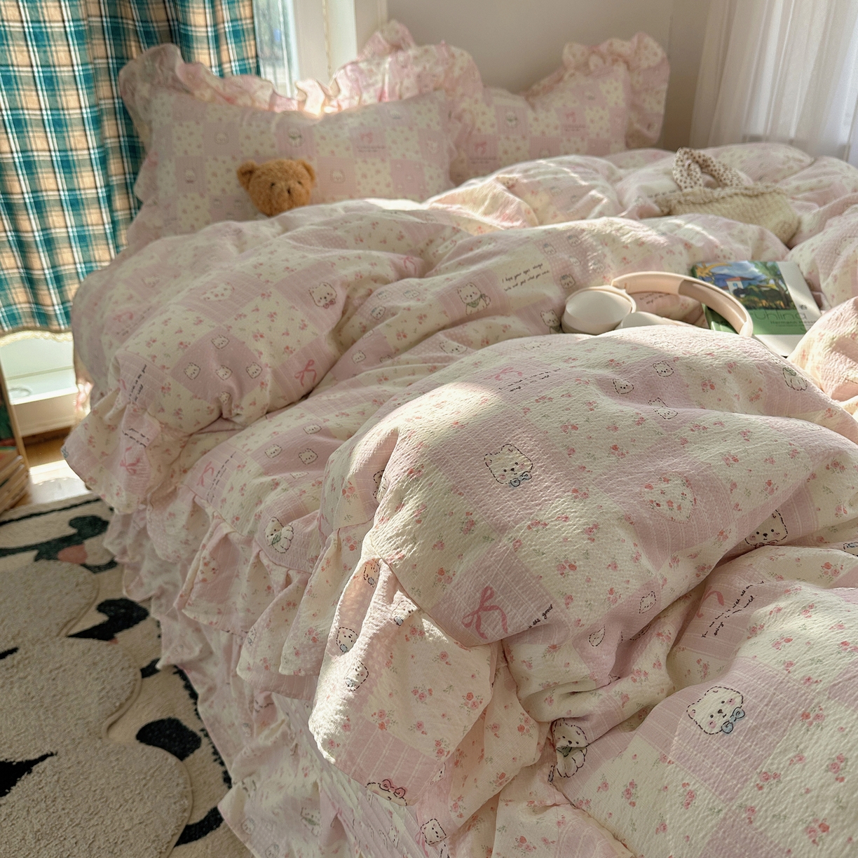 91家纺网 家纺一手货源 找家纺 摩妮卡 2026春夏新款韩版花边水洗棉泡泡纱床盖四件套 蝴蝶结小猫