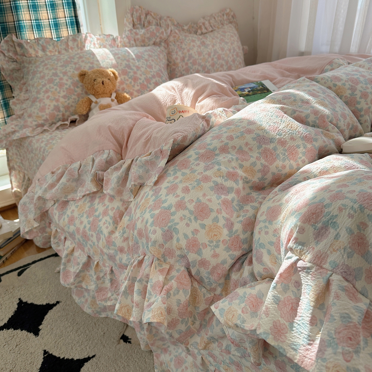 91家纺网 家纺一手货源 找家纺 摩妮卡 2026春夏新款韩版花边水洗棉泡泡纱床盖四件套 星月软糖