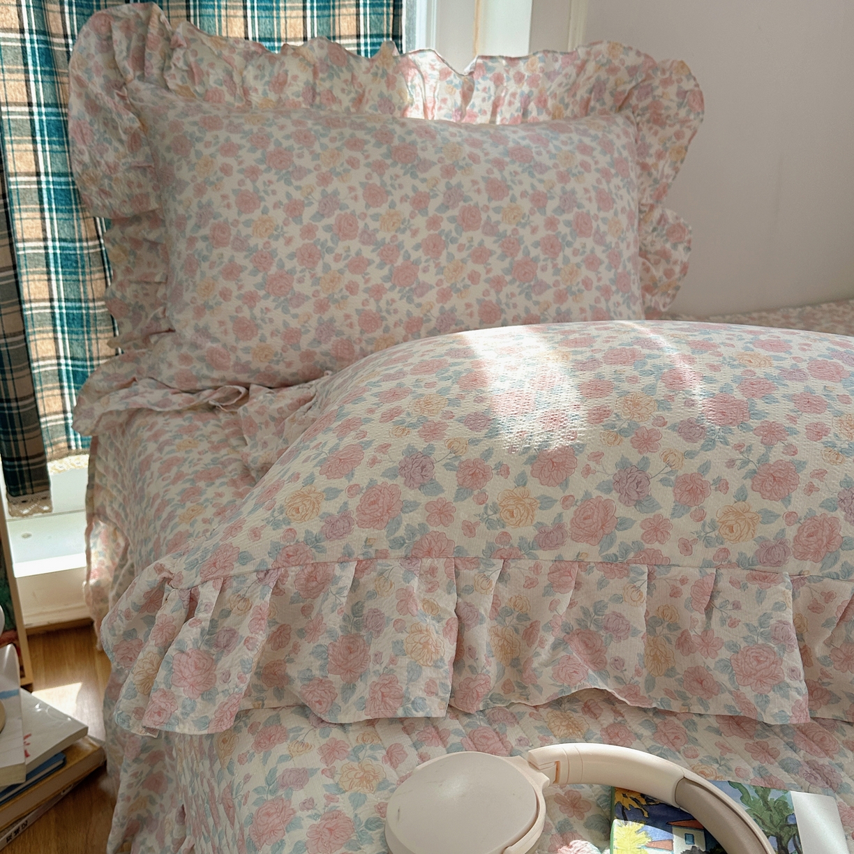 91家纺网 家纺一手货源 找家纺 摩妮卡 2026春夏新款韩版花边水洗棉泡泡纱床盖四件套 星月软糖