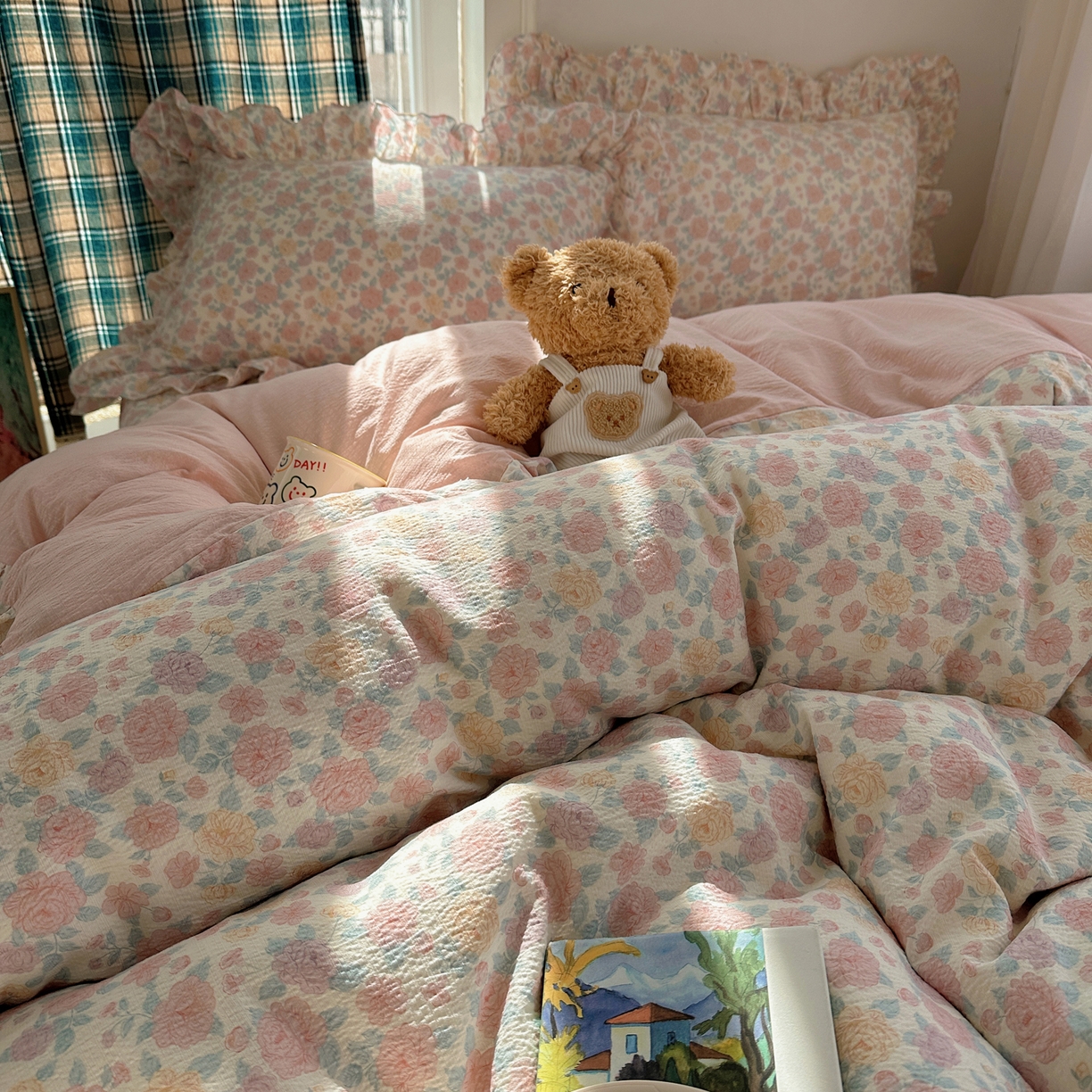 91家纺网 家纺一手货源 找家纺 摩妮卡 2026春夏新款韩版花边水洗棉泡泡纱床盖四件套 星月软糖