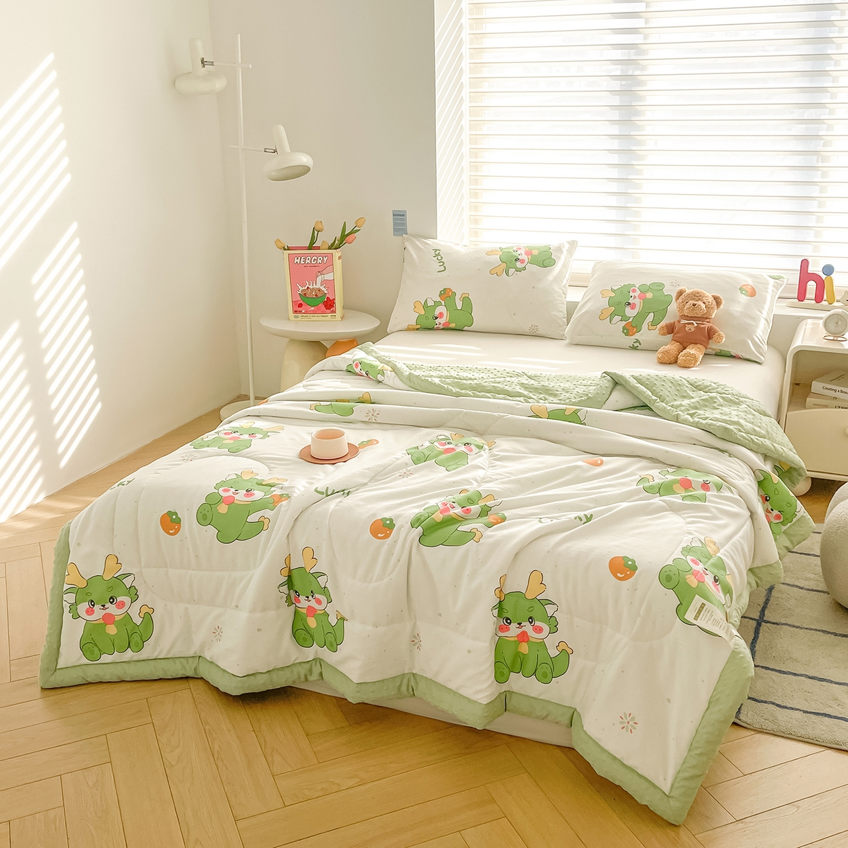 91家纺网 家纺一手货源 找家纺 悦织语 2026新款A类水洗棉双层纱豆豆被大豆夏凉被 快乐龙仔