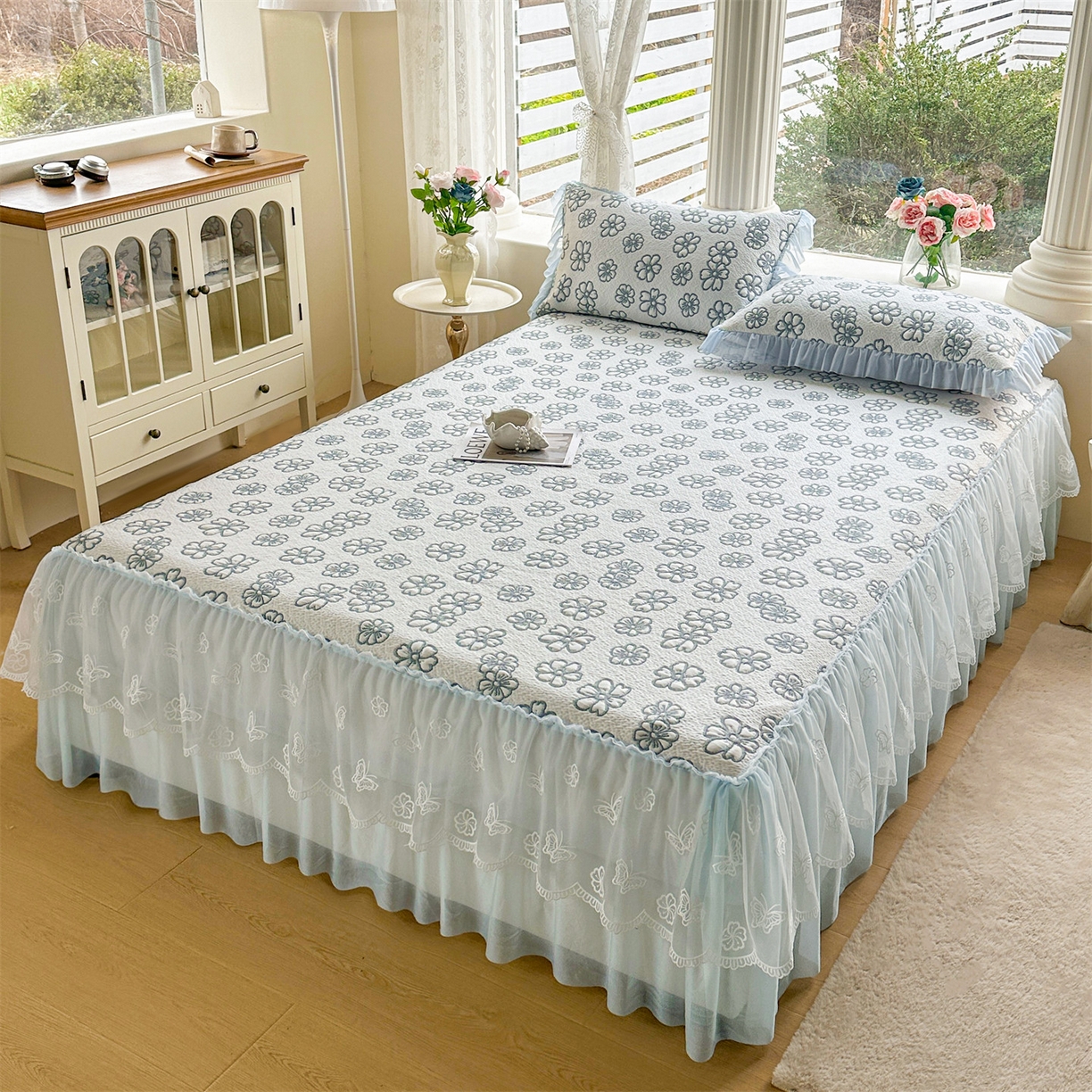 91家纺网 家纺一手货源 找家纺 恒爱家纺 2026新款A类凉感冰豆豆床裙席三件套 风花雪月-蓝