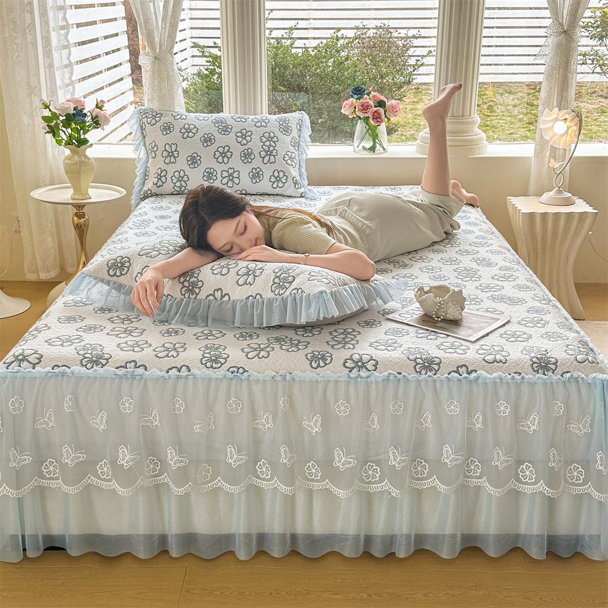 91家纺网 家纺一手货源 找家纺 恒爱家纺 2026新款A类凉感冰豆豆床裙席三件套 风花雪月-蓝