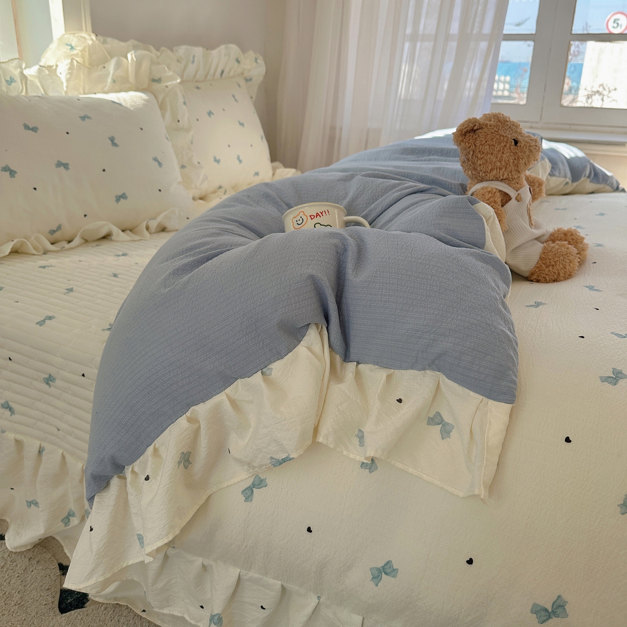 91家纺网 家纺一手货源 找家纺 摩妮卡 2026春夏新款韩版花边水洗棉泡泡纱床盖四件套 奶油啵啵