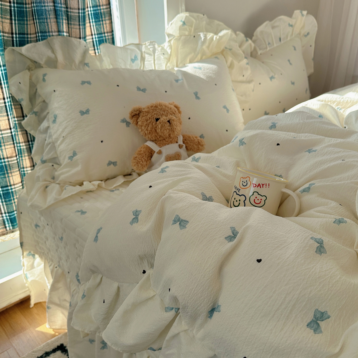 91家纺网 家纺一手货源 找家纺 摩妮卡 2026春夏新款韩版花边水洗棉泡泡纱床盖四件套 奶油啵啵