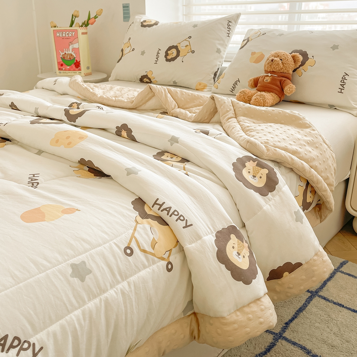 91家纺网 家纺一手货源 找家纺 悦织语 2026新款A类水洗棉双层纱豆豆被大豆夏凉被 狮子王