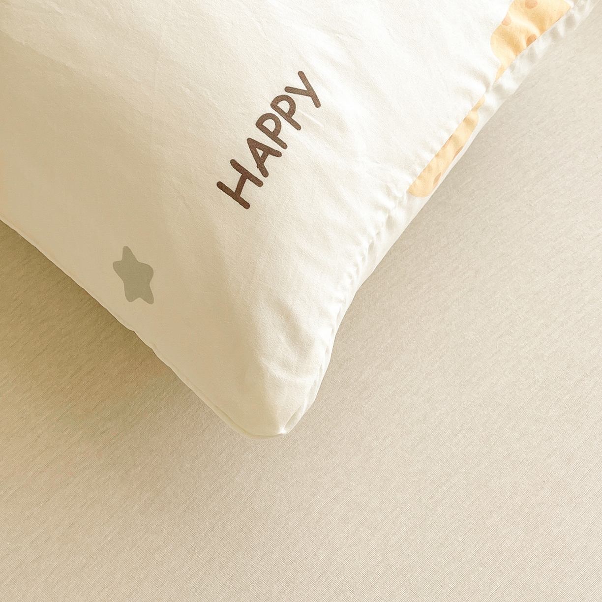 91家纺网 家纺一手货源 找家纺 悦织语 2026新款A类水洗棉双层纱豆豆被大豆夏凉被 狮子王