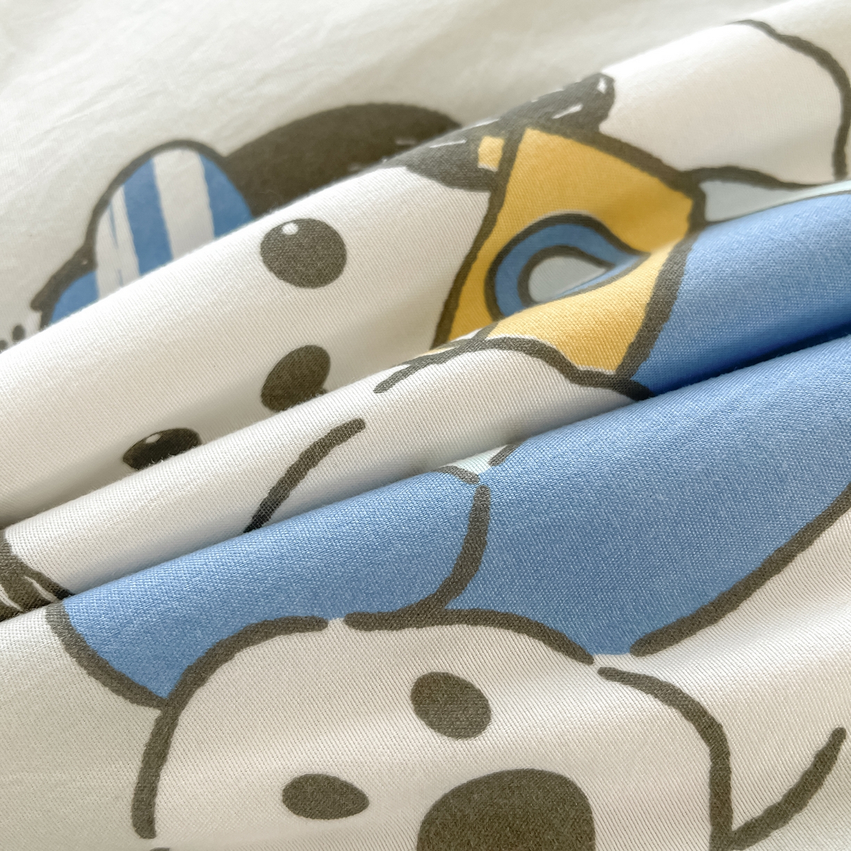 91家纺网 家纺一手货源 找家纺 悦织语 2026新款A类水洗棉双层纱豆豆被大豆夏凉被 帅气小狗