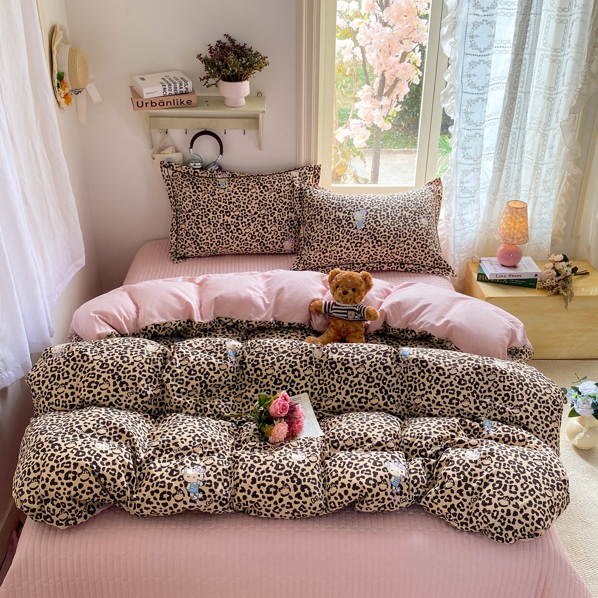 91家纺网 家纺一手货源 找家纺 富之航家纺 2026新款小清新床盖四件套 豹纹kt