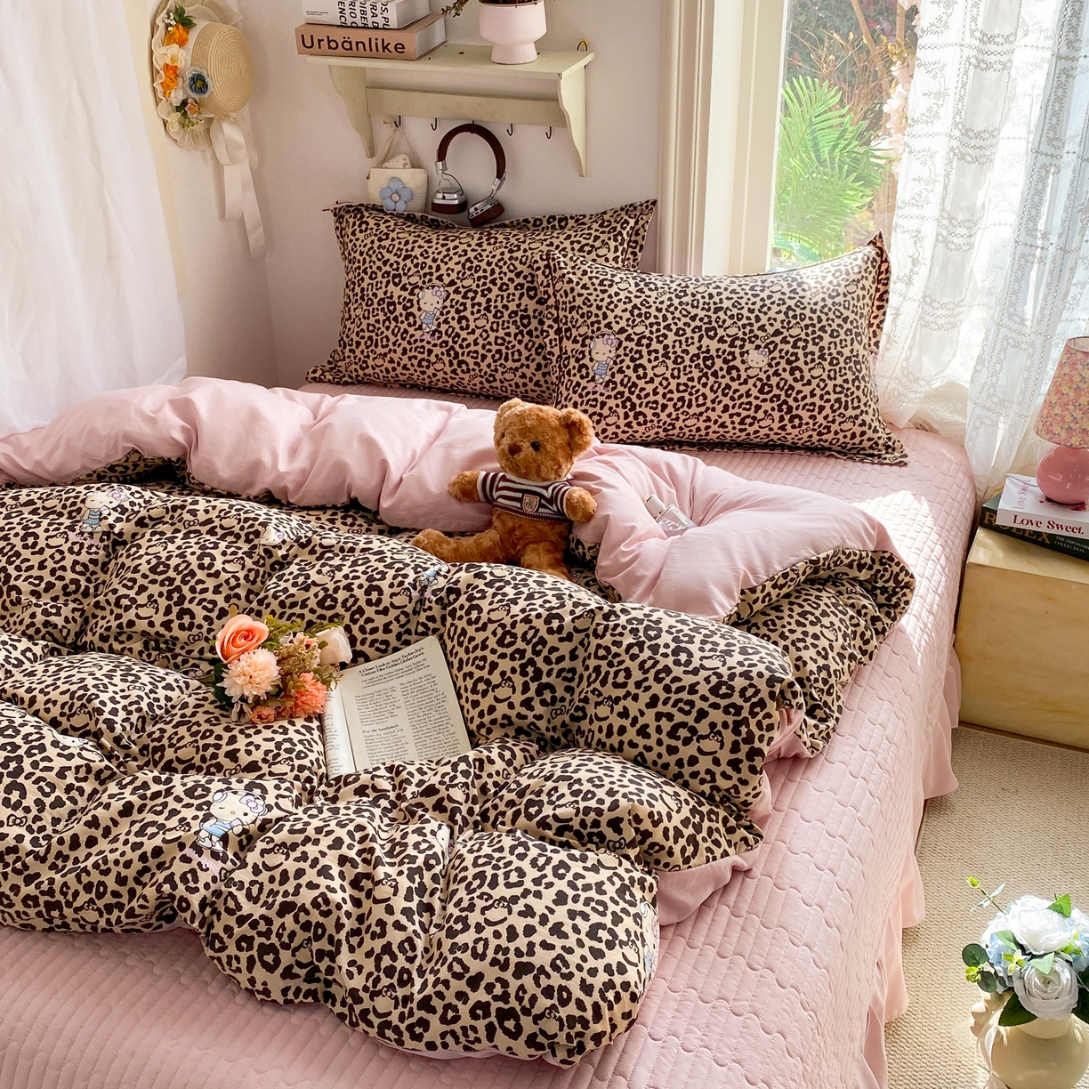 91家纺网 家纺一手货源 找家纺 富之航家纺 2026新款小清新床盖四件套 豹纹kt