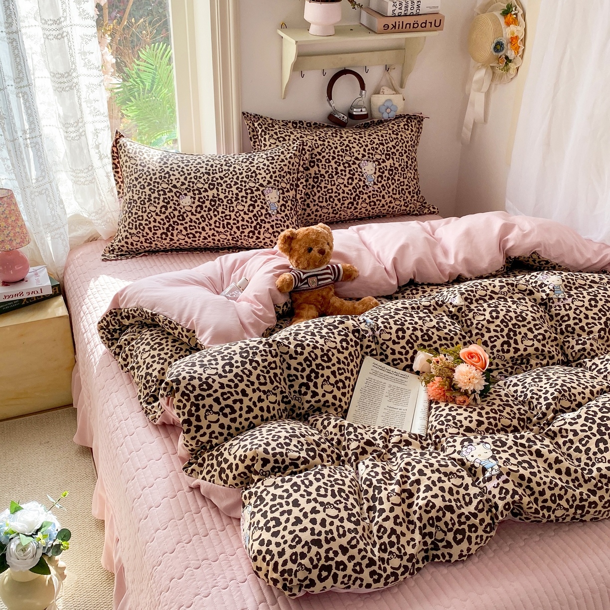 91家纺网 家纺一手货源 找家纺 富之航家纺 2026新款小清新床盖四件套 豹纹kt