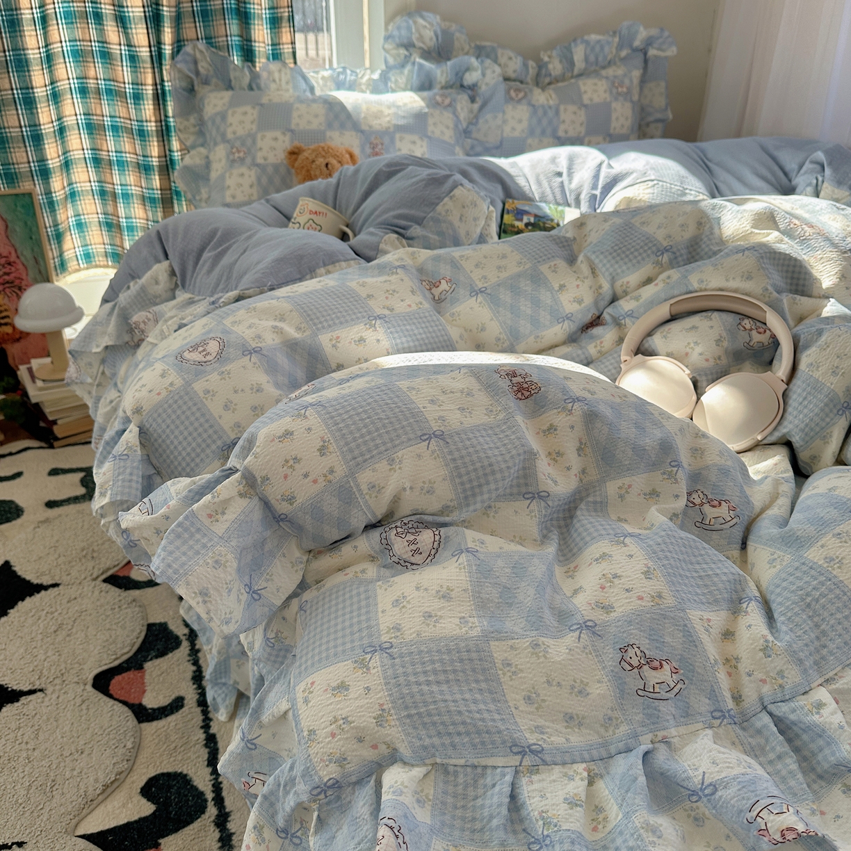 91家纺网 家纺一手货源 找家纺 摩妮卡 2026春夏新款韩版花边水洗棉泡泡纱床盖四件套 幸福加马