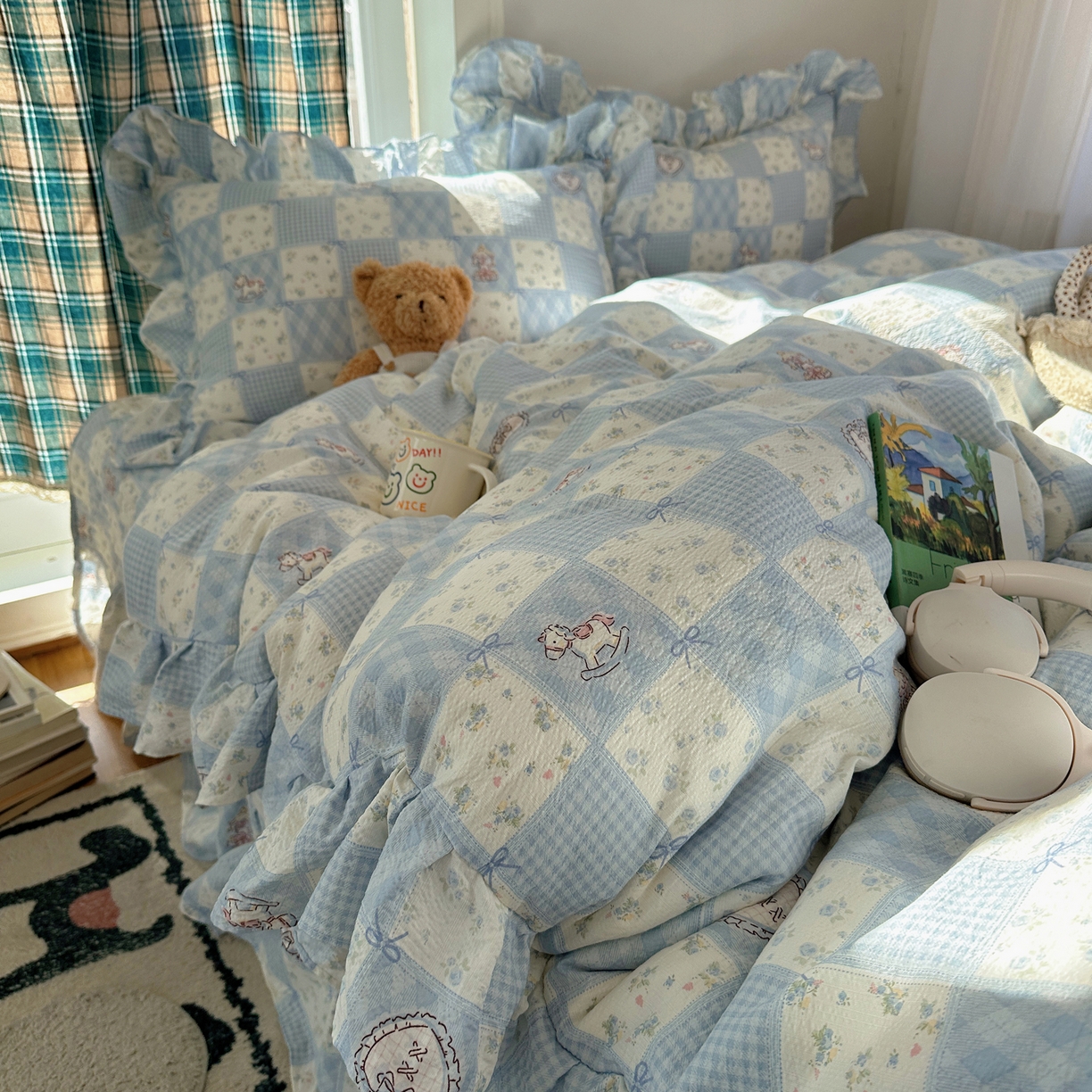 91家纺网 家纺一手货源 找家纺 摩妮卡 2026春夏新款韩版花边水洗棉泡泡纱床盖四件套 幸福加马