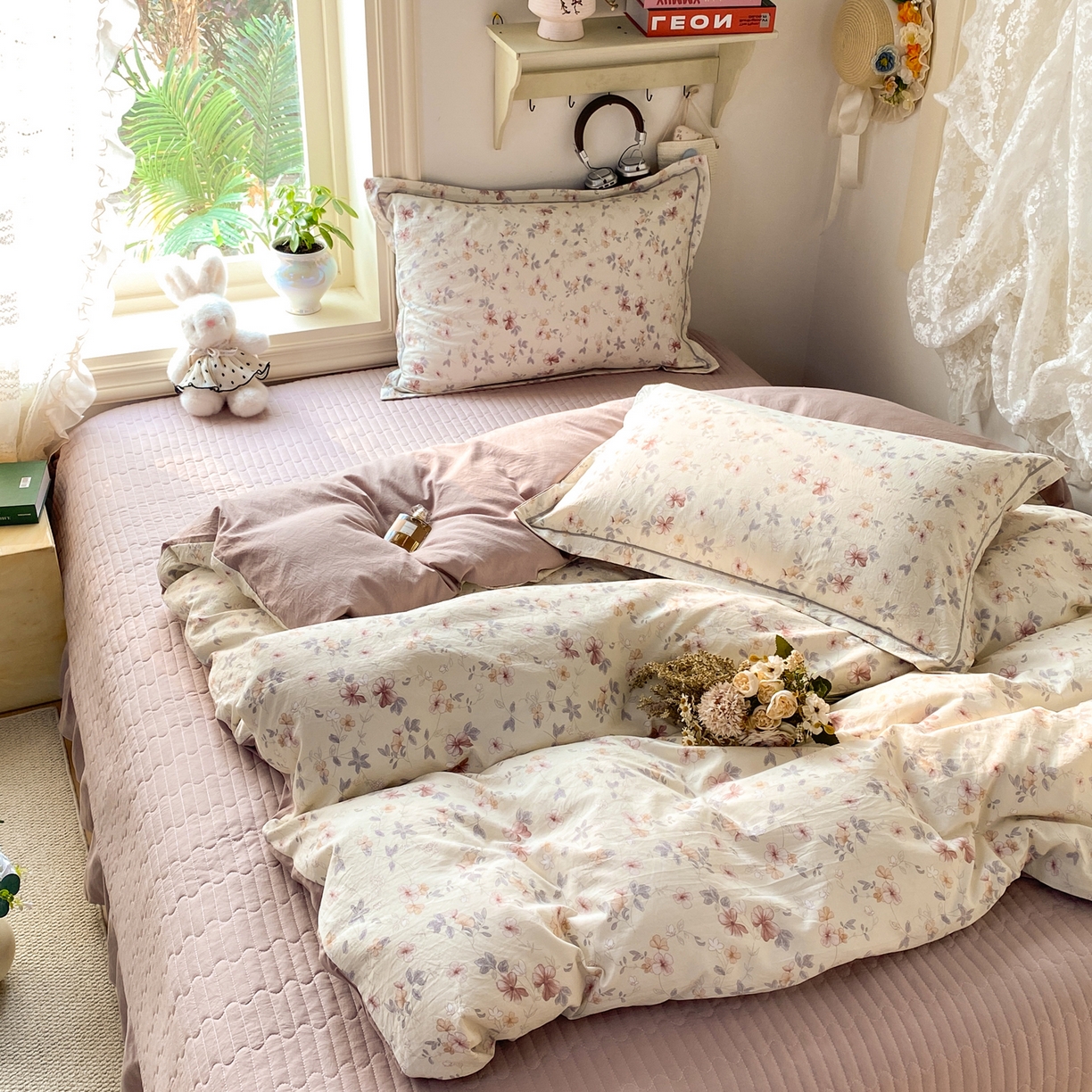 91家纺网 家纺一手货源 找家纺 富之航家纺 2026新款小清新床盖四件套 复古花影