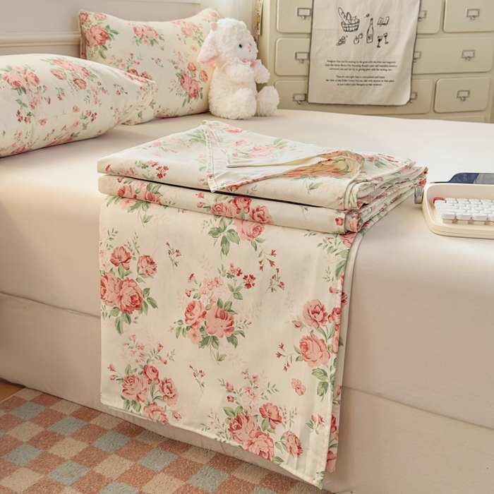 91家纺网 家纺一手货源 找家纺 爱彼家纺 2026新款细沙卡通原棉老粗布床单凉席床单三件套-新升级细沙 粉玫密语