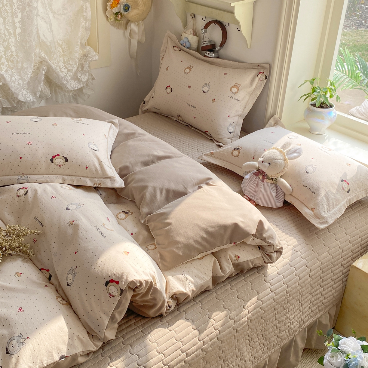 91家纺网 家纺一手货源 找家纺 富之航家纺 2026新款小清新床盖四件套 焦糖拉布布