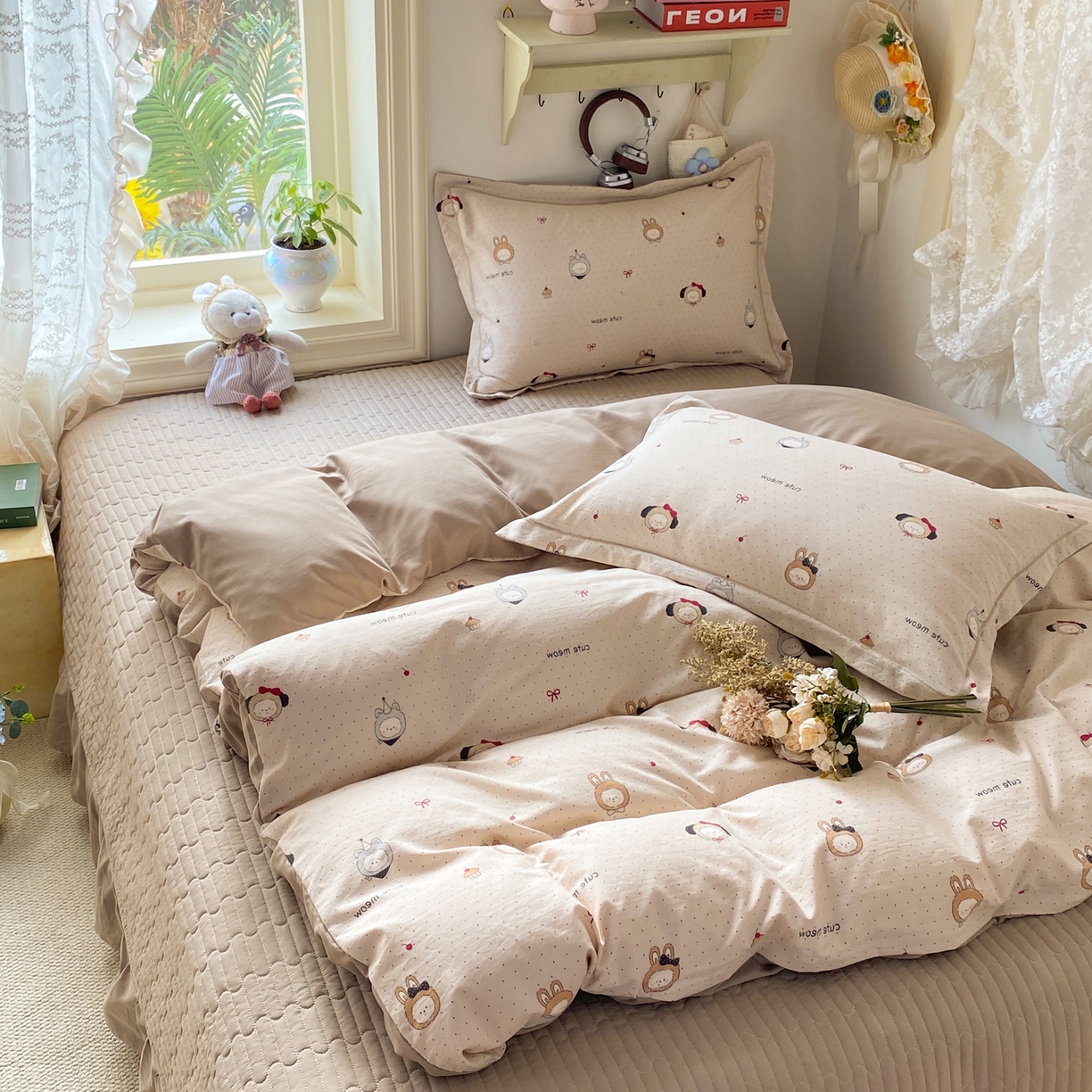 91家纺网 家纺一手货源 找家纺 富之航家纺 2026新款小清新床盖四件套 焦糖拉布布