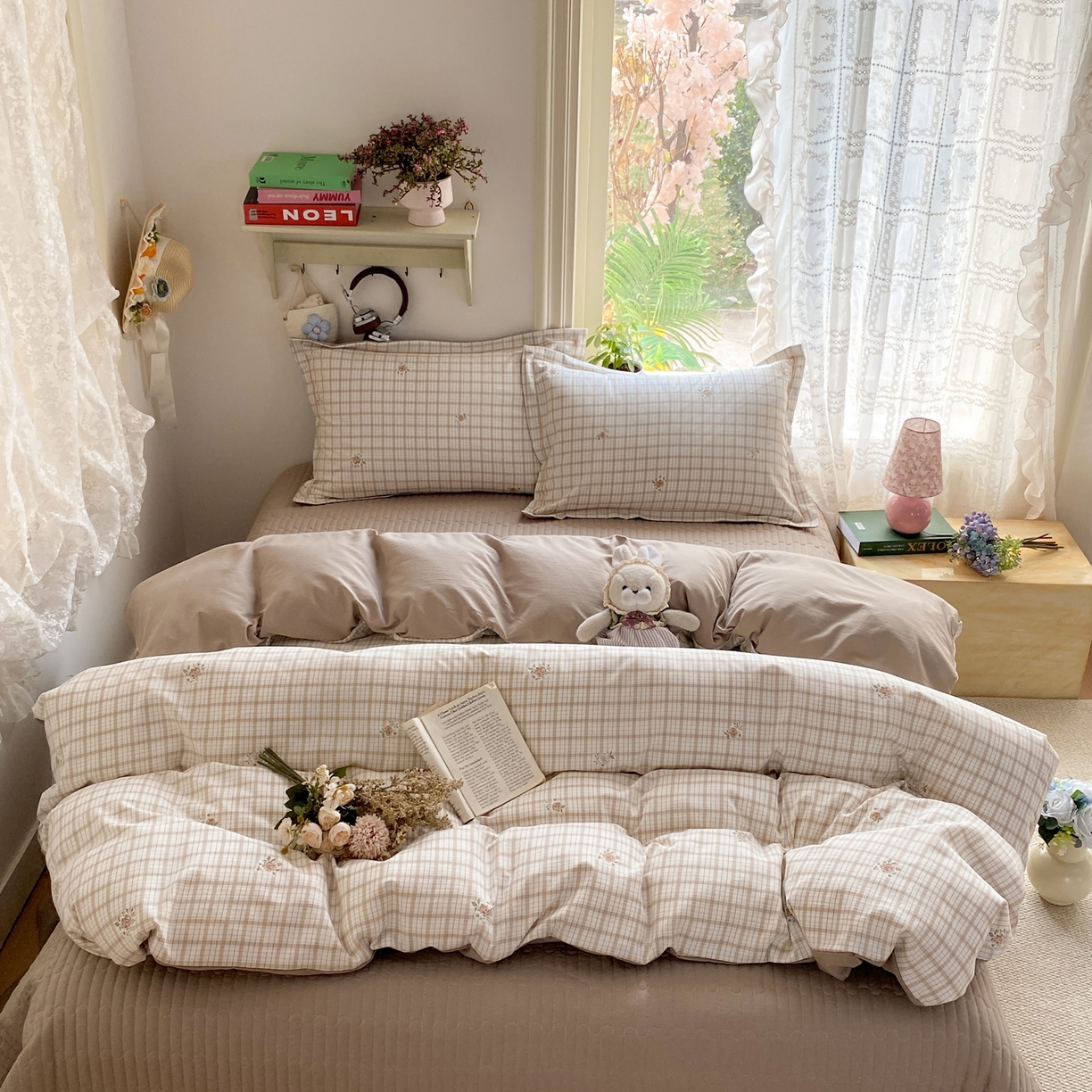 91家纺网 家纺一手货源 找家纺 富之航家纺 2026新款小清新床盖四件套 浪漫主义