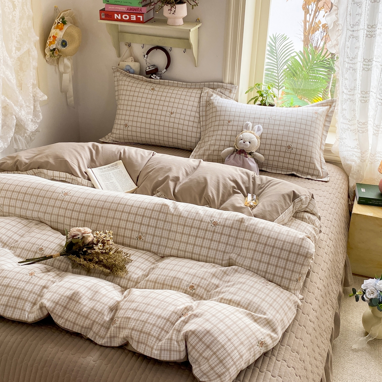 91家纺网 家纺一手货源 找家纺 富之航家纺 2026新款小清新床盖四件套 浪漫主义