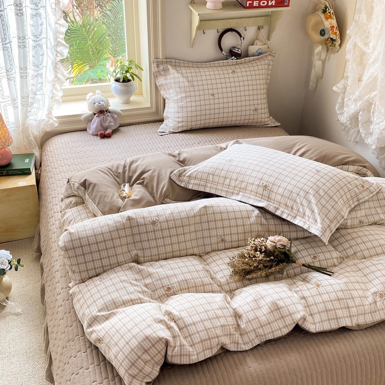 91家纺网 家纺一手货源 找家纺 富之航家纺 2026新款小清新床盖四件套 浪漫主义