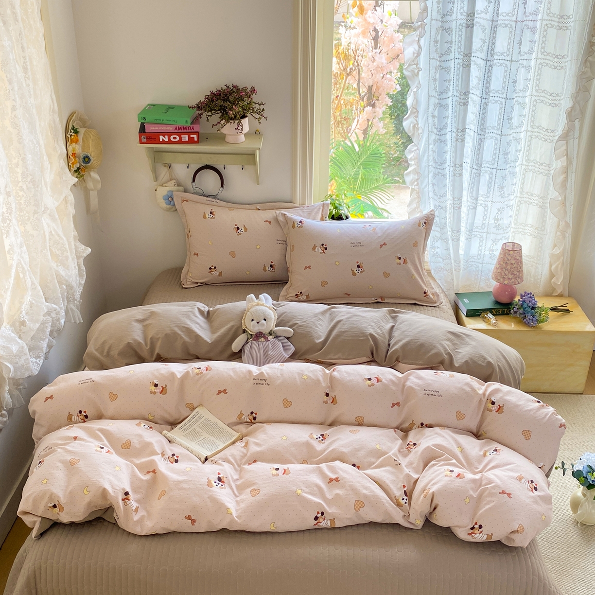 91家纺网 家纺一手货源 找家纺 富之航家纺 2026新款小清新床盖四件套 曲哆腊肠