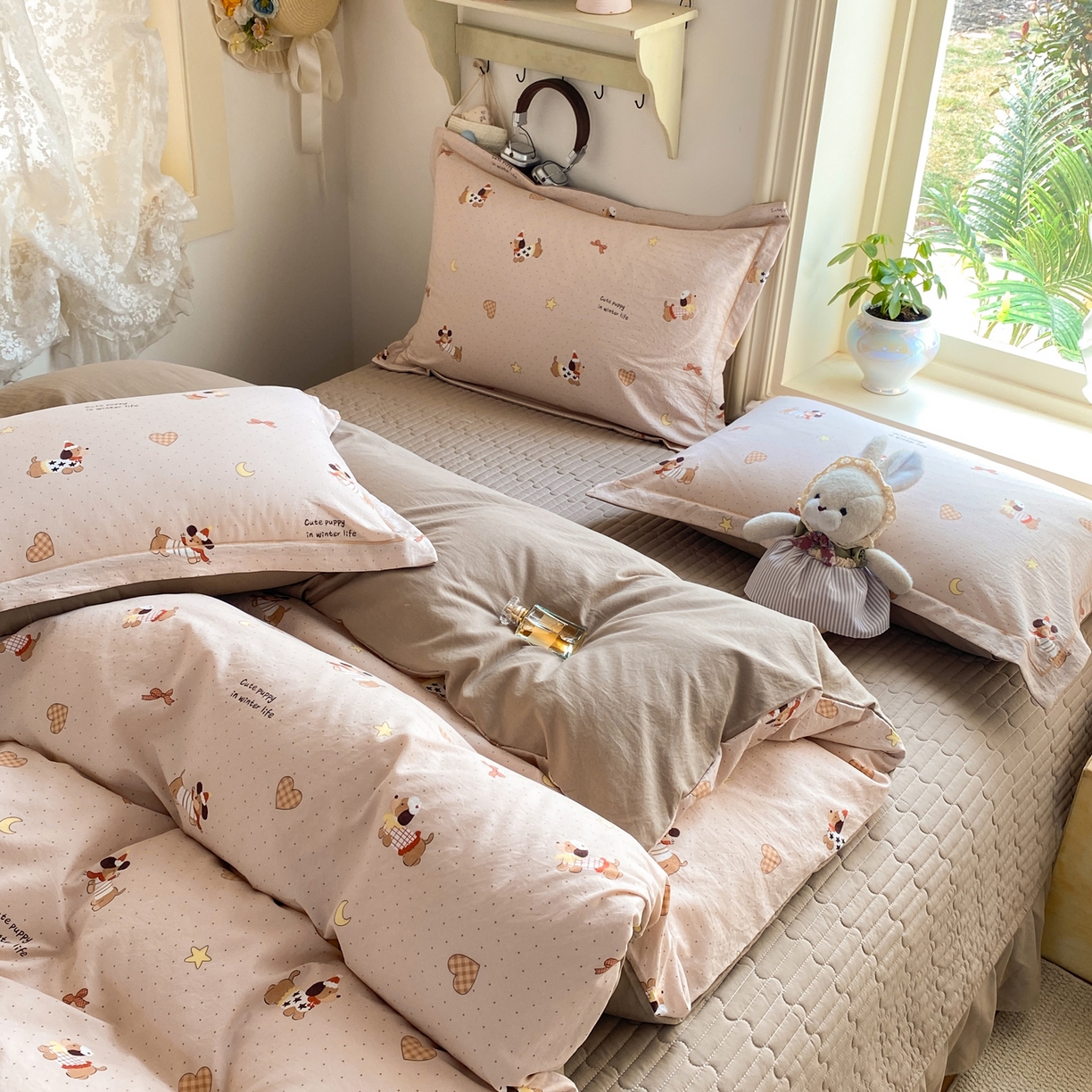 91家纺网 家纺一手货源 找家纺 富之航家纺 2026新款小清新床盖四件套 曲哆腊肠