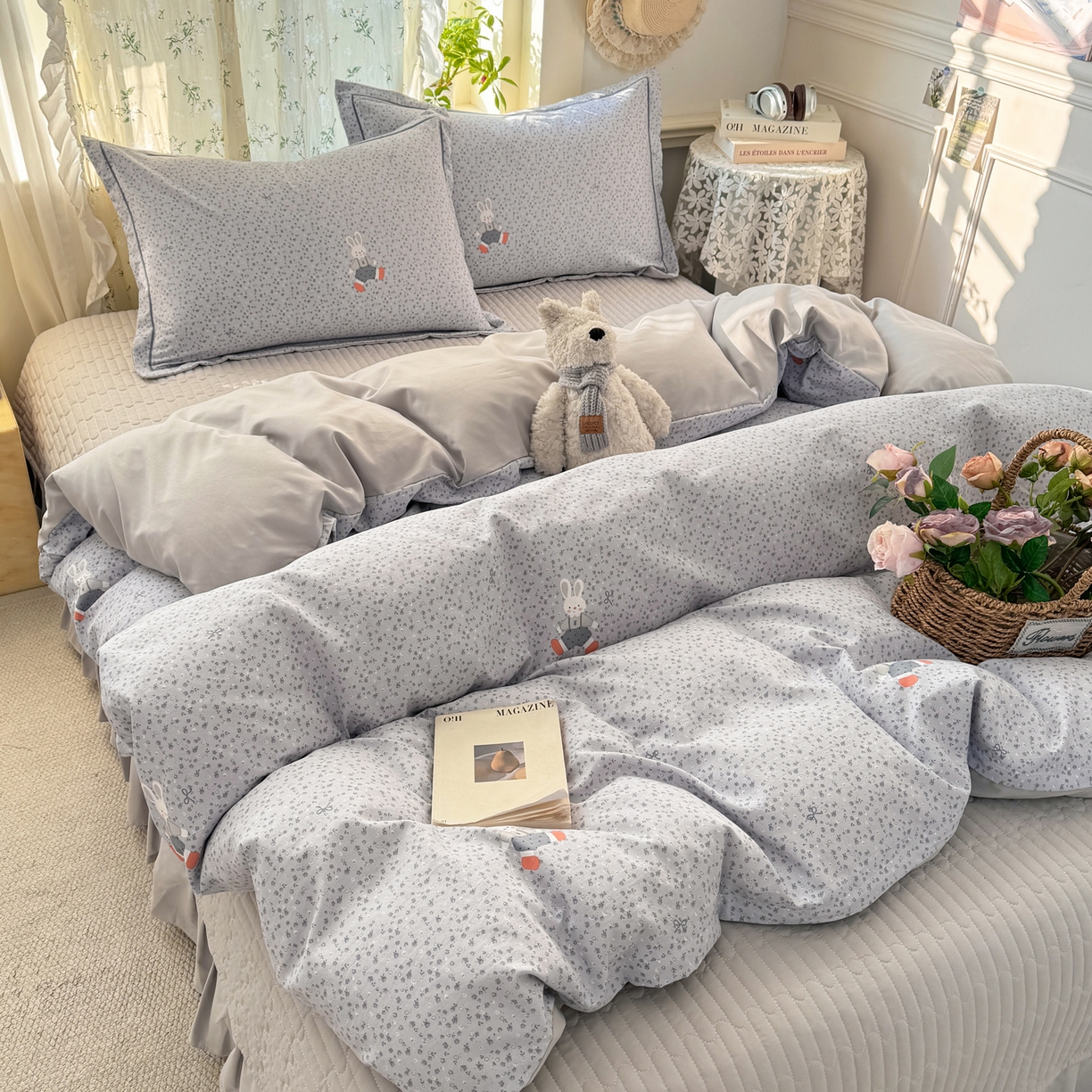 91家纺网 家纺一手货源 找家纺 富之航家纺 2026新款小清新床盖四件套 童年小兔