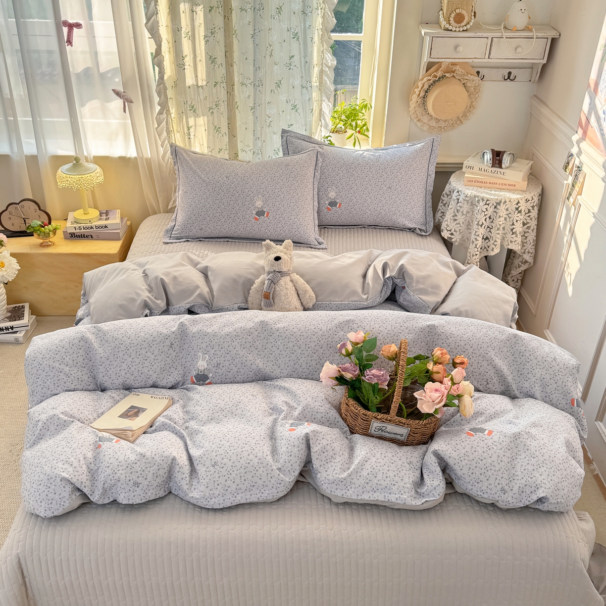 91家纺网 家纺一手货源 找家纺 富之航家纺 2026新款小清新床盖四件套 童年小兔