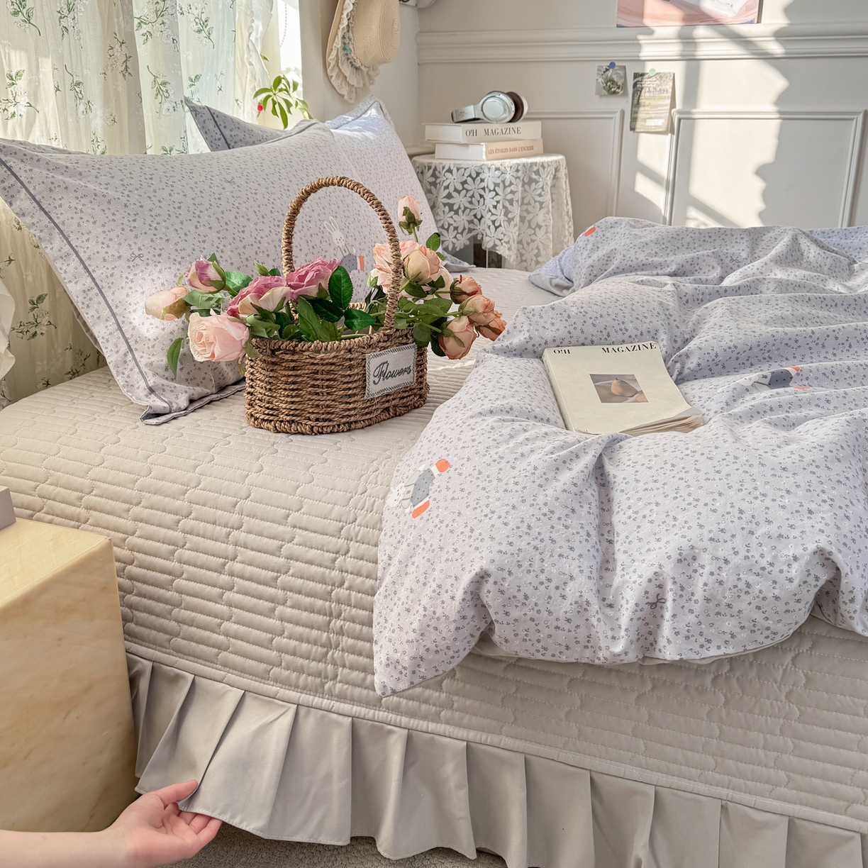 91家纺网 家纺一手货源 找家纺 富之航家纺 2026新款小清新床盖四件套 童年小兔