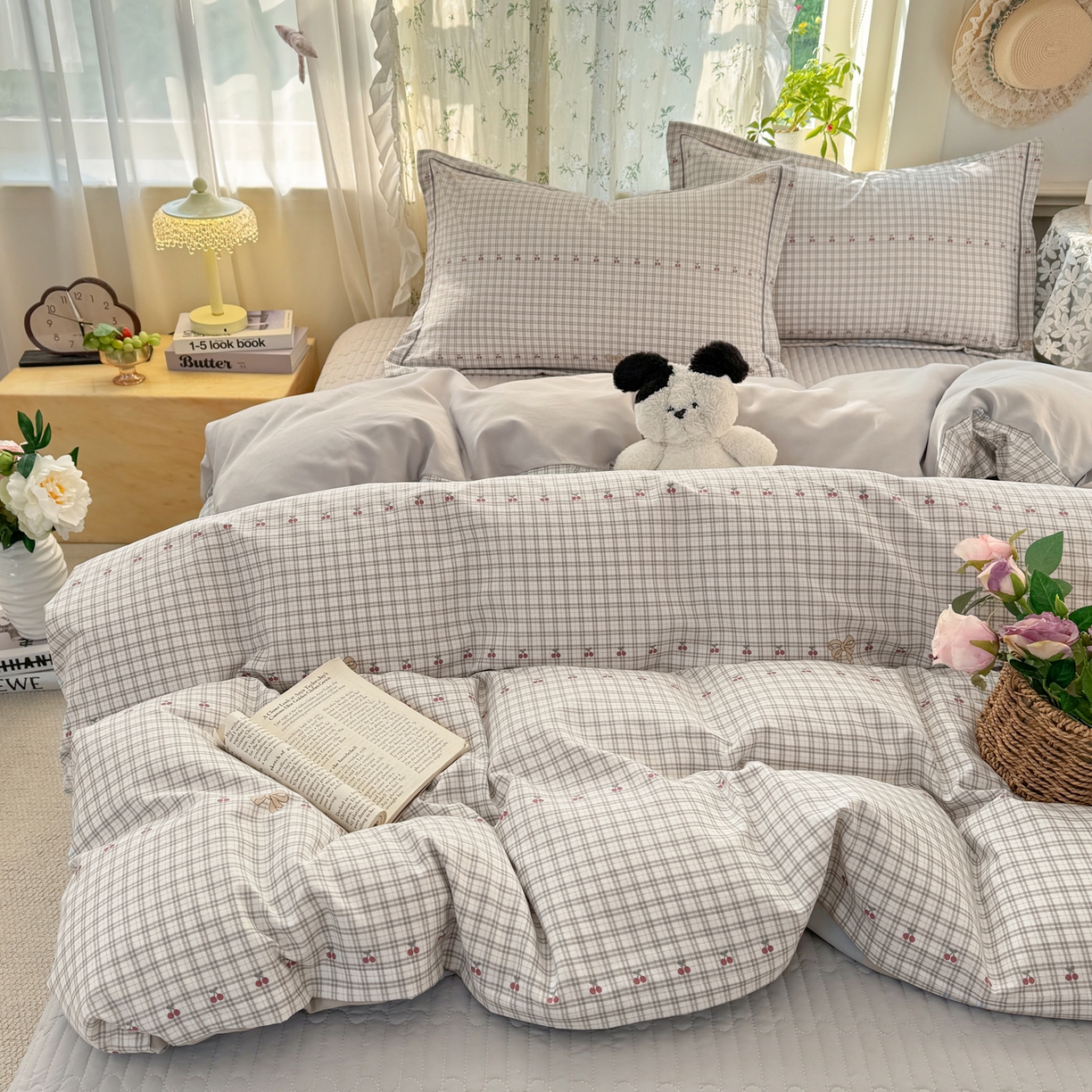 91家纺网 家纺一手货源 找家纺 富之航家纺 2026新款小清新床盖四件套 樱桃格格