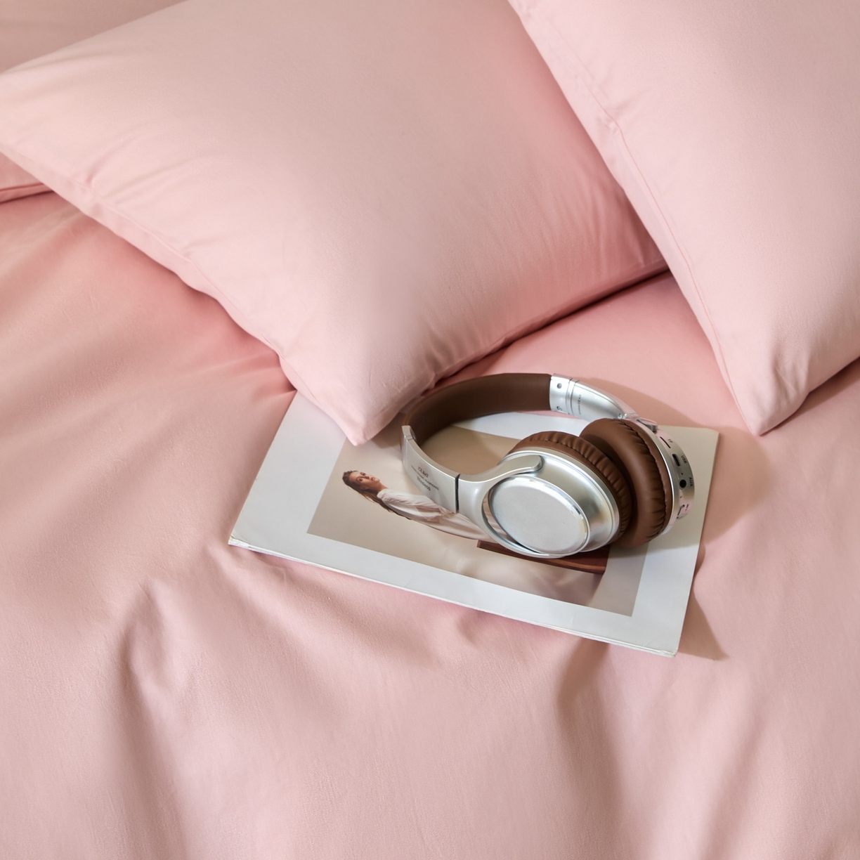 91家纺网 家纺一手货源 找家纺 泽西家纺+V17798841158发大图 2026新款全棉13376双拼纯色简约纯棉枕套枕套单件单枕套 浅喜粉