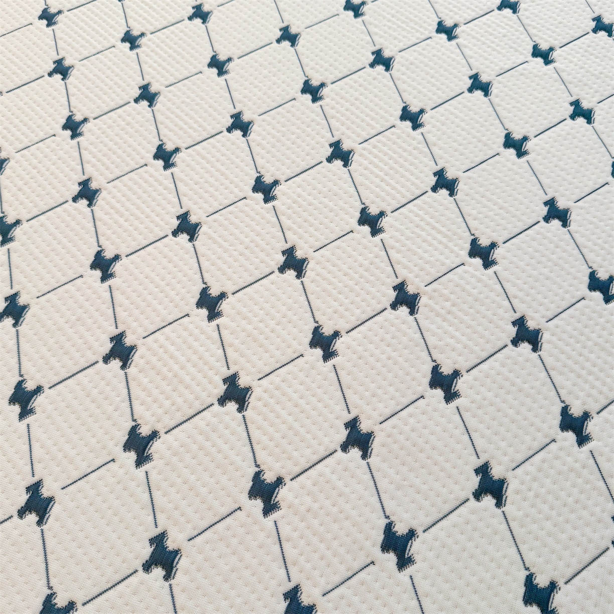 91家纺网 家纺一手货源 找家纺 恒爱家纺 2026新款A类凉感冰豆豆凉席系列三件套 一马当先-蓝