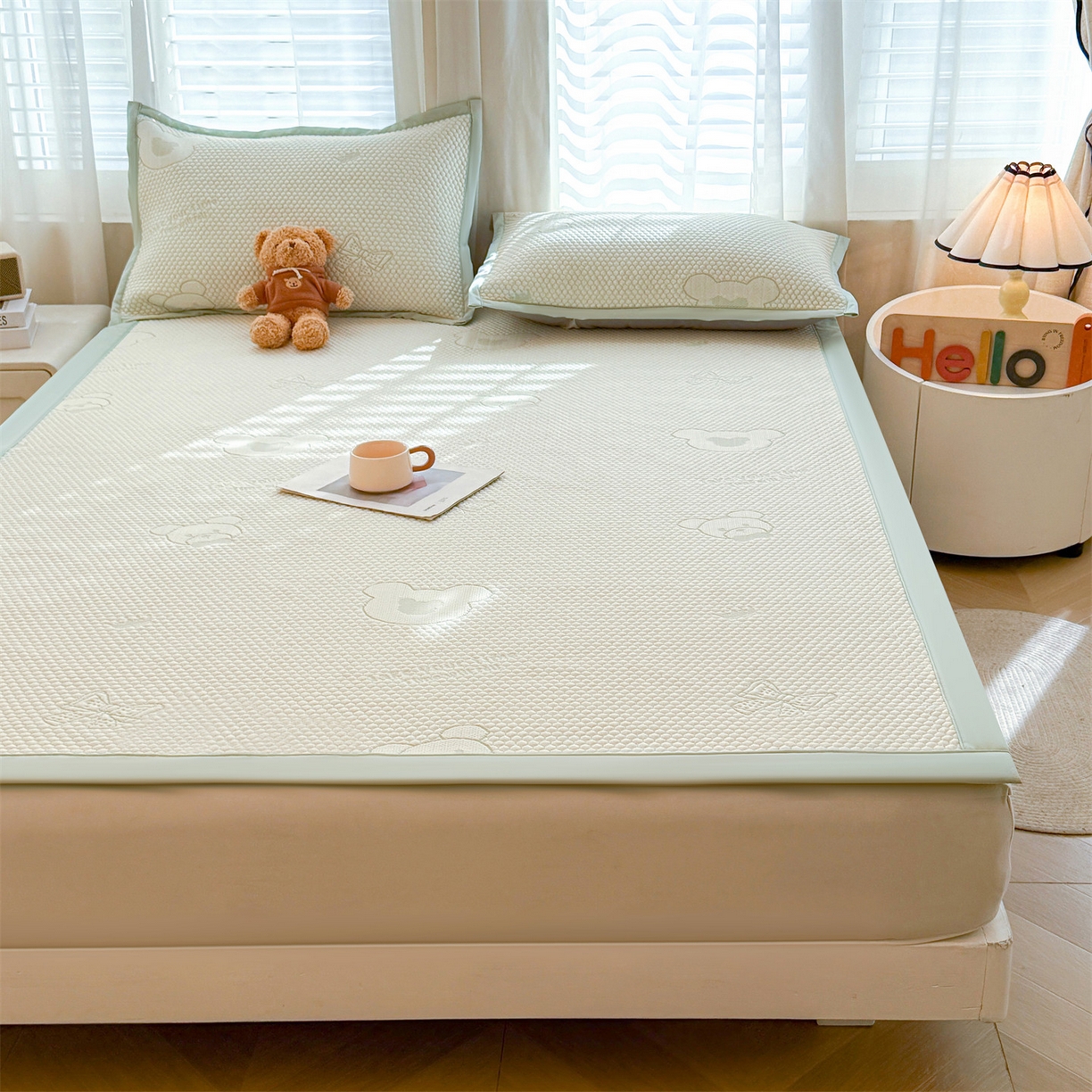 91家纺网 家纺一手货源 找家纺 恒爱家纺 2026新款A类凉感冰豆豆凉席系列三件套 轻松熊-绿